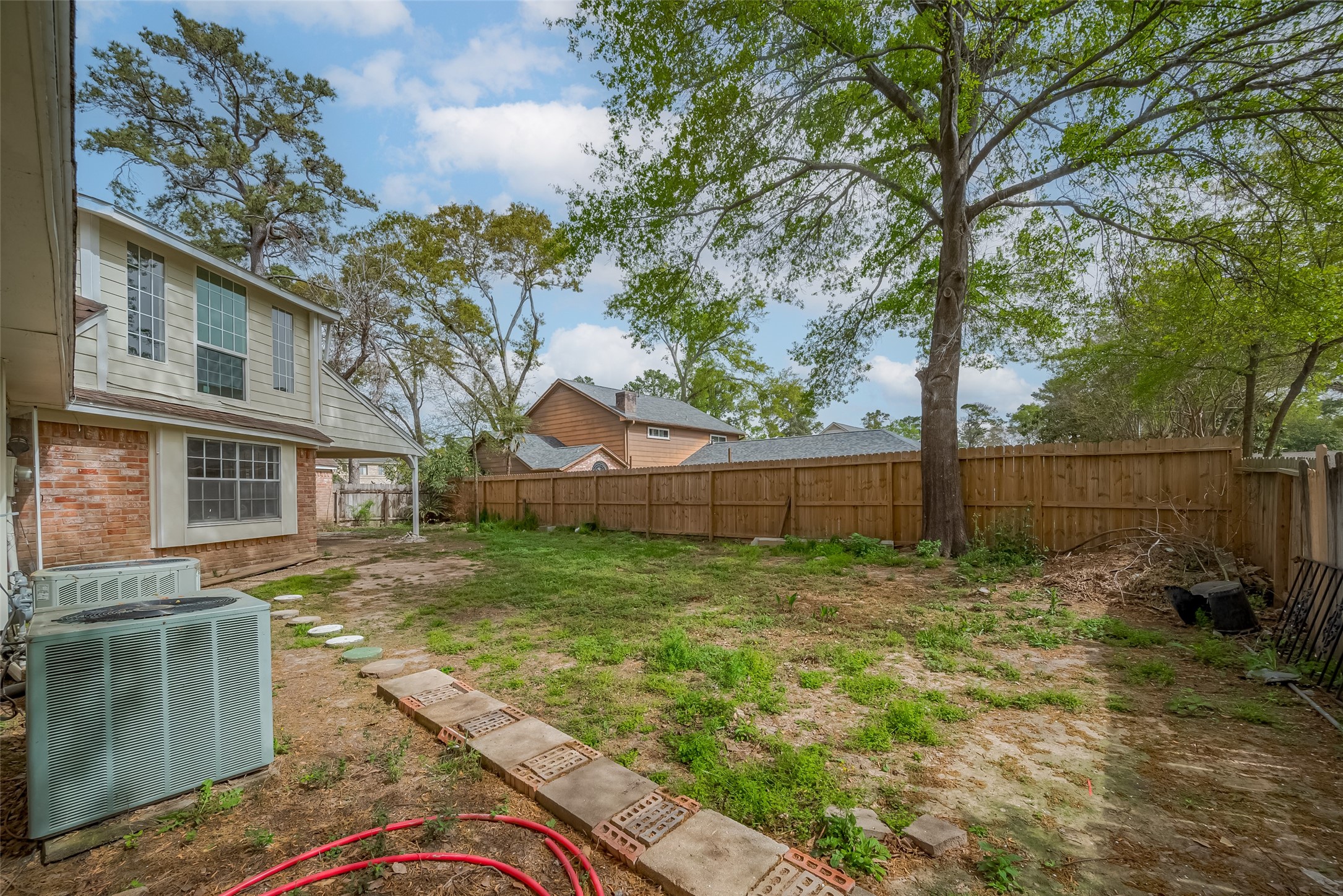 811 Loire Lane Property Photo 42