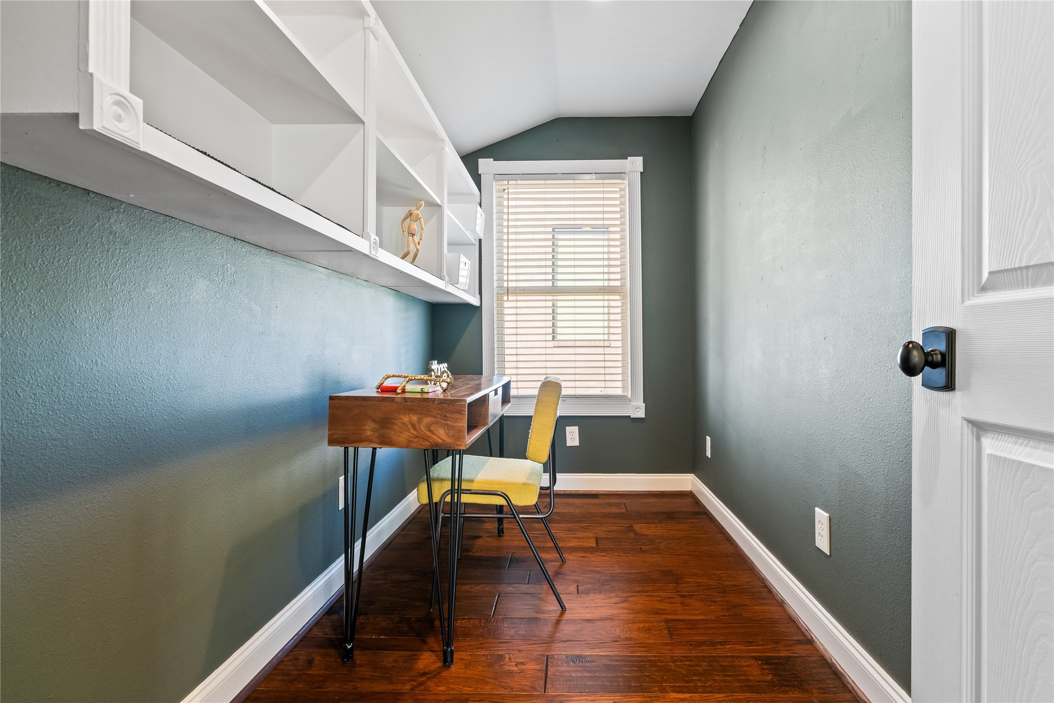 3902 Colquitt Street Property Photo 5