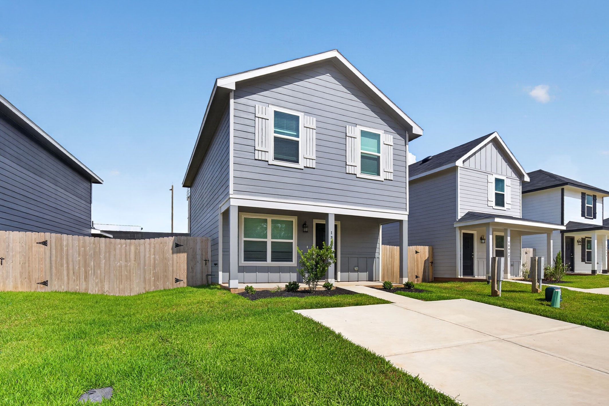 13046 Turret Bend Way Property Photo 3