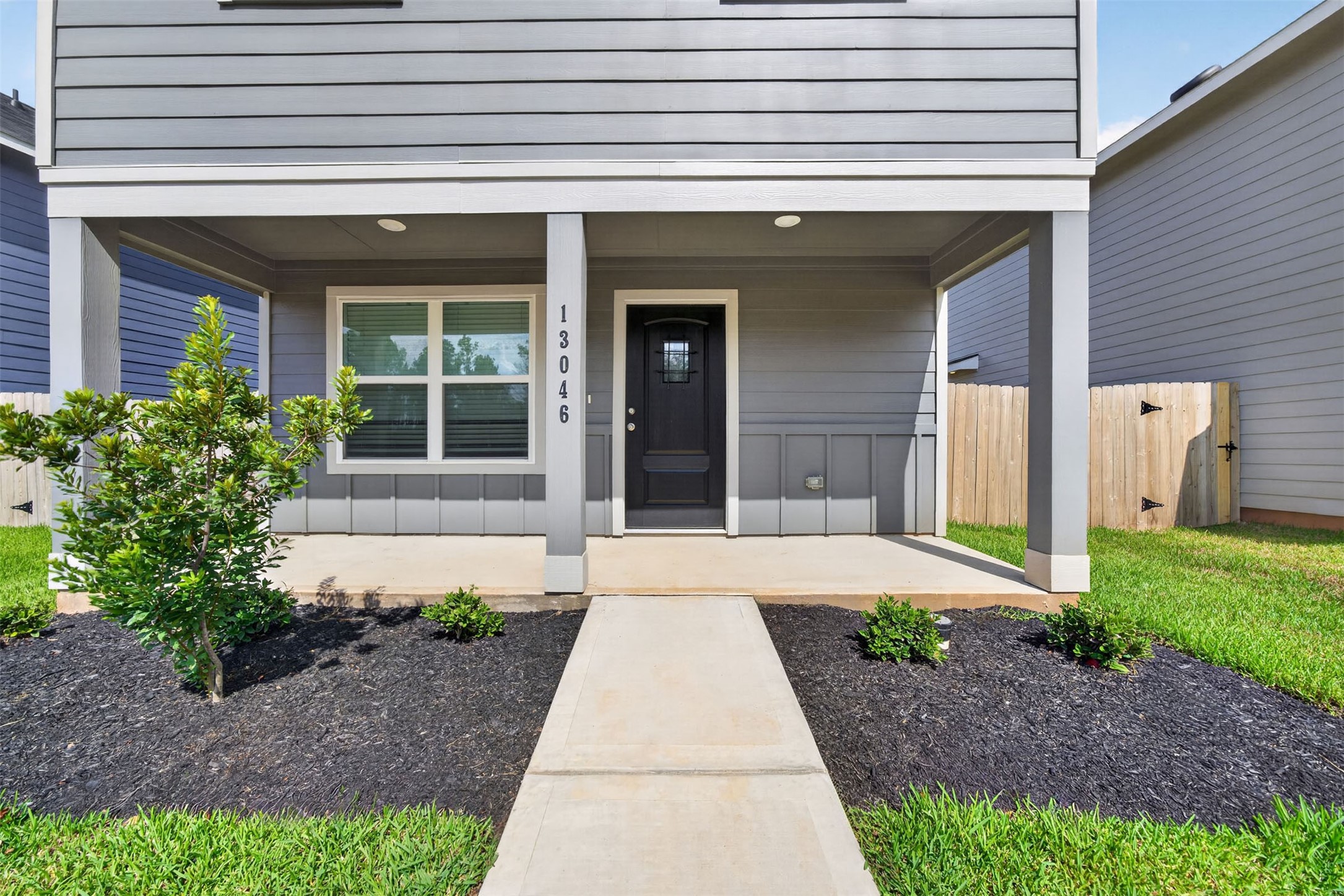 13046 Turret Bend Way Property Photo 4