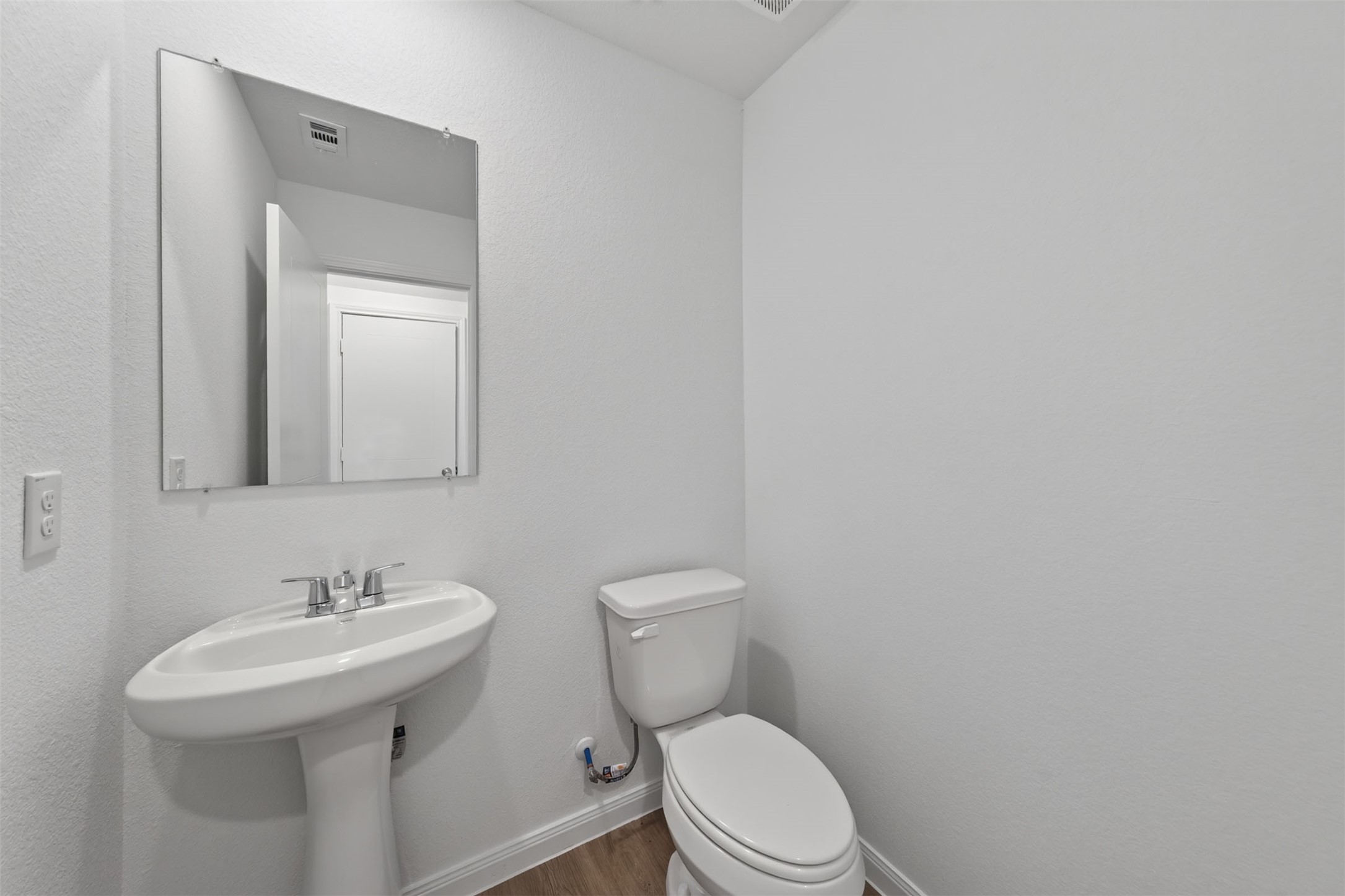 13046 Turret Bend Way Property Photo 10