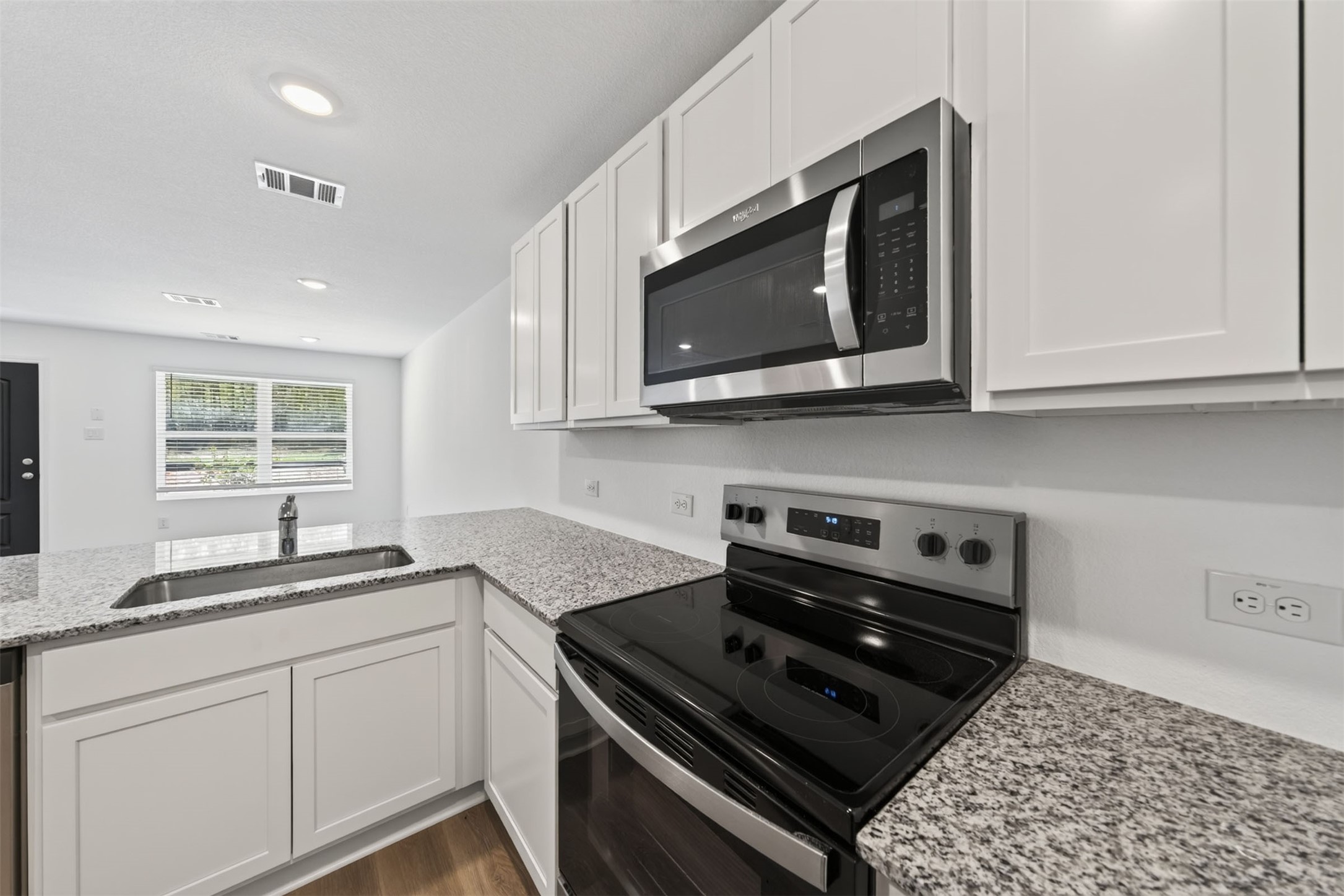 13046 Turret Bend Way Property Photo 14