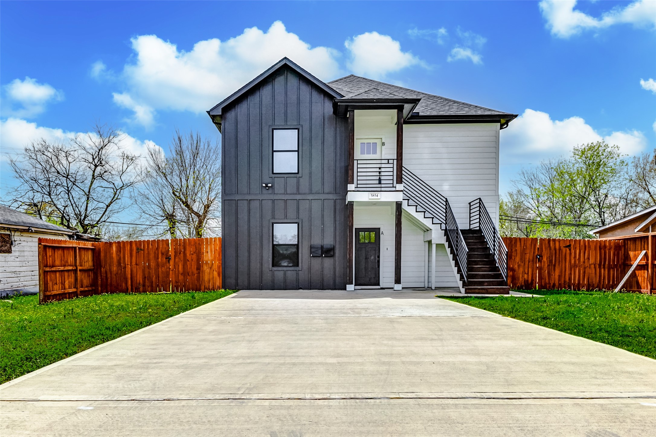5854 Southville Street Property Photo