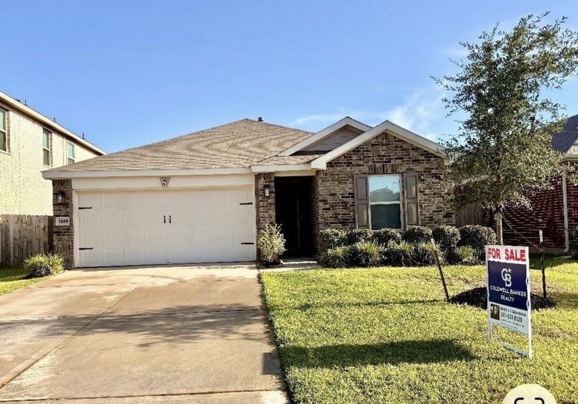1322 Glendora Drive Property Photo 1