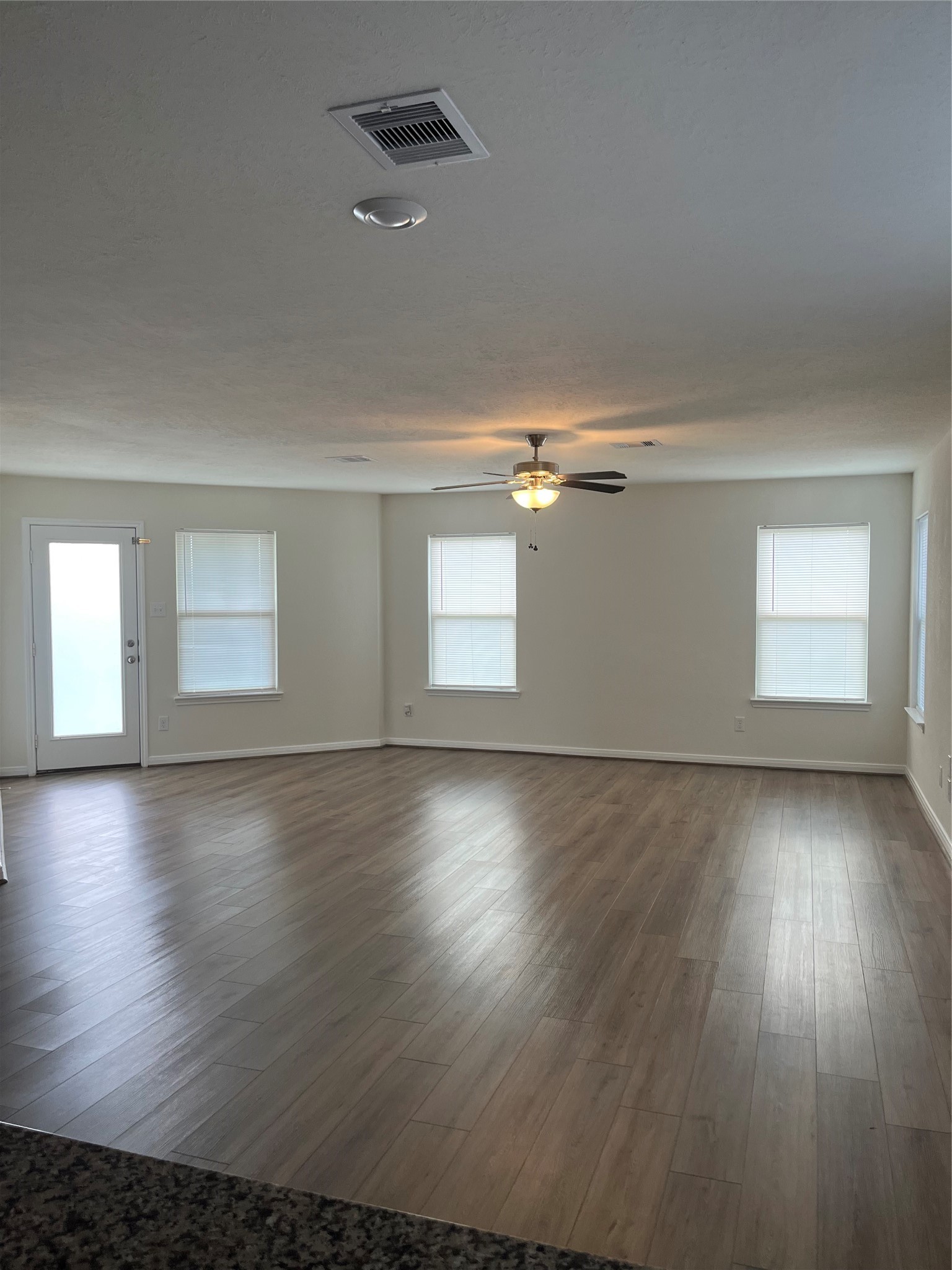 1322 Glendora Drive Property Photo 4