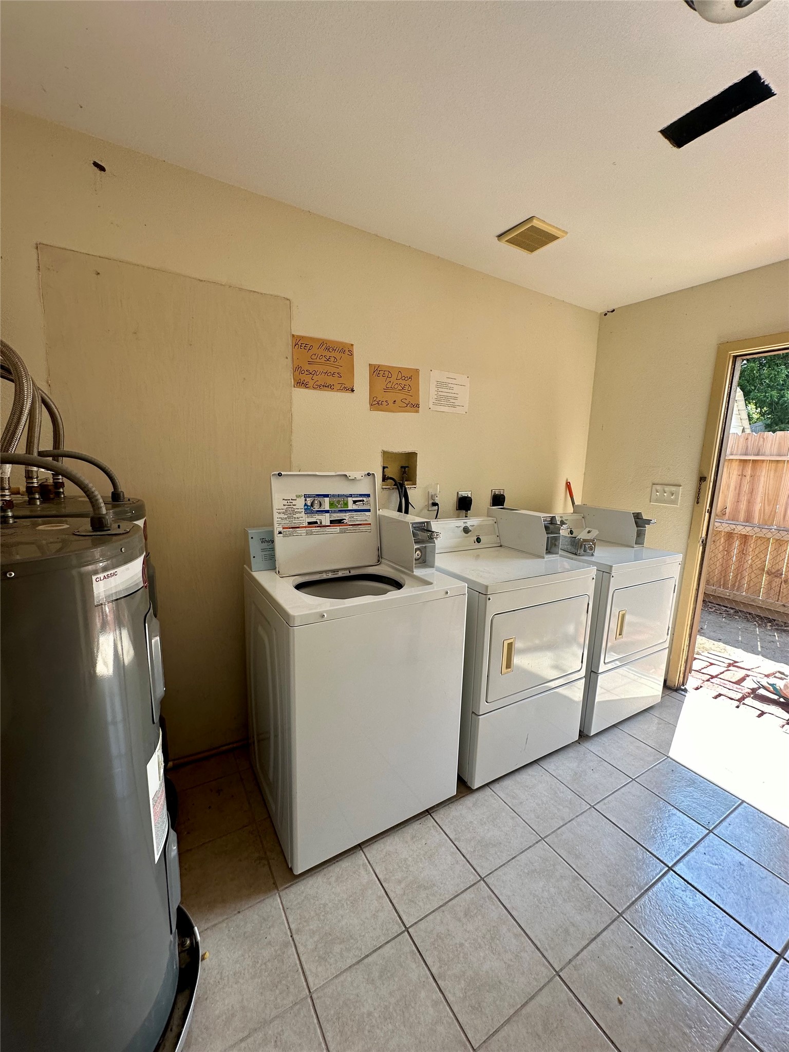 845 Jackson Avenue Property Photo 26