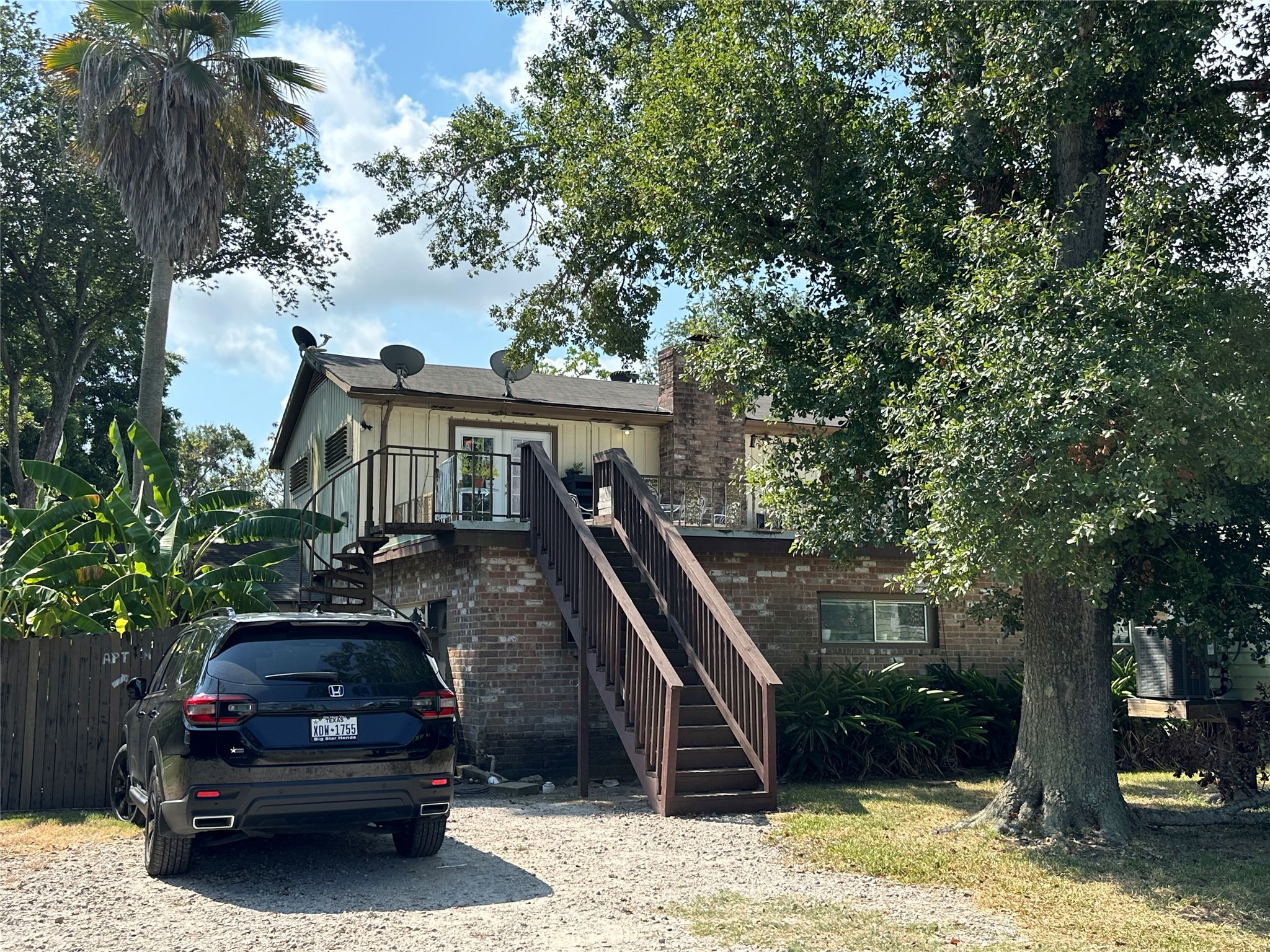 845 Jackson Avenue Property Photo 29