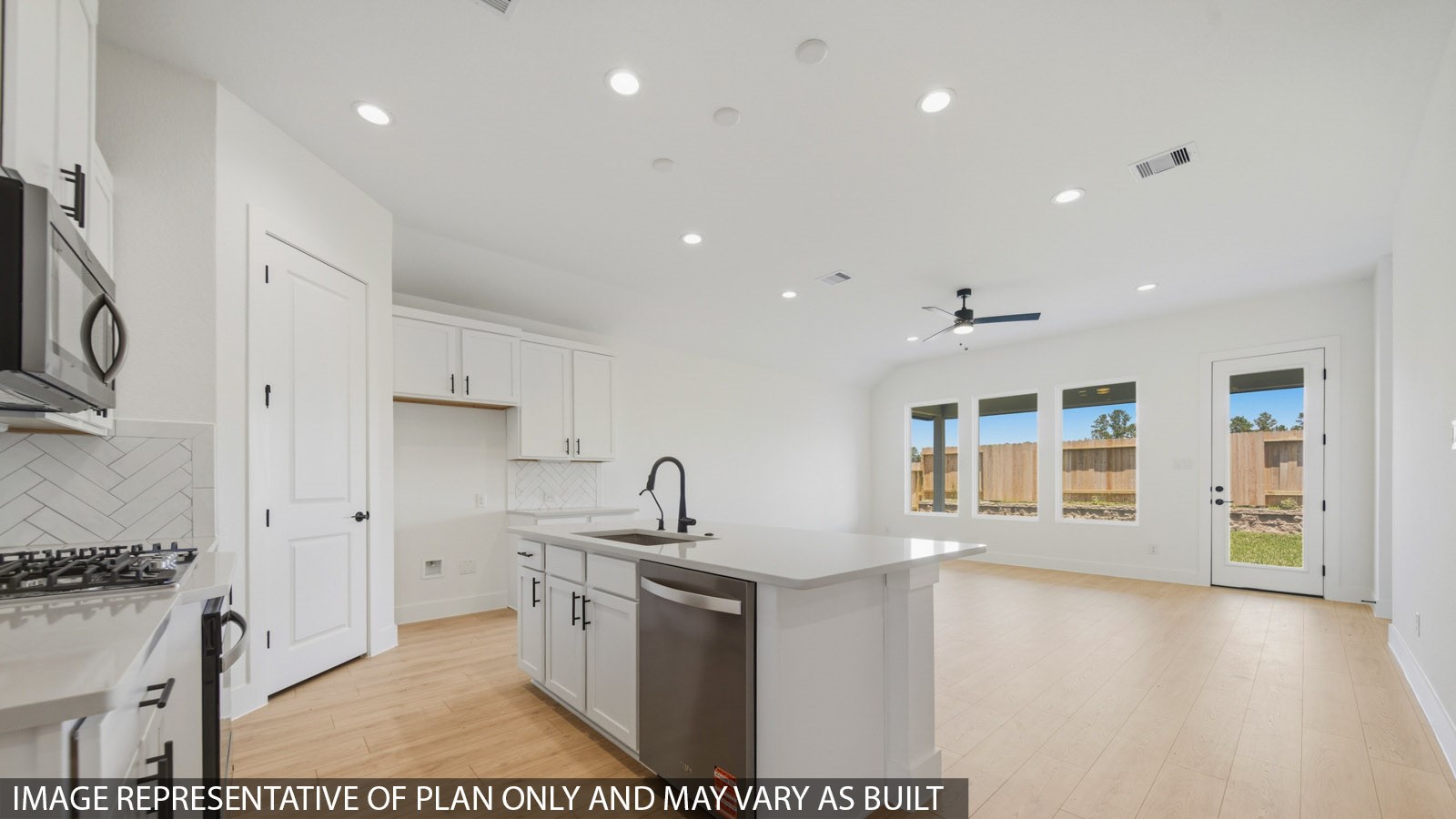 41002 Riverside Meadow Property Photo 3