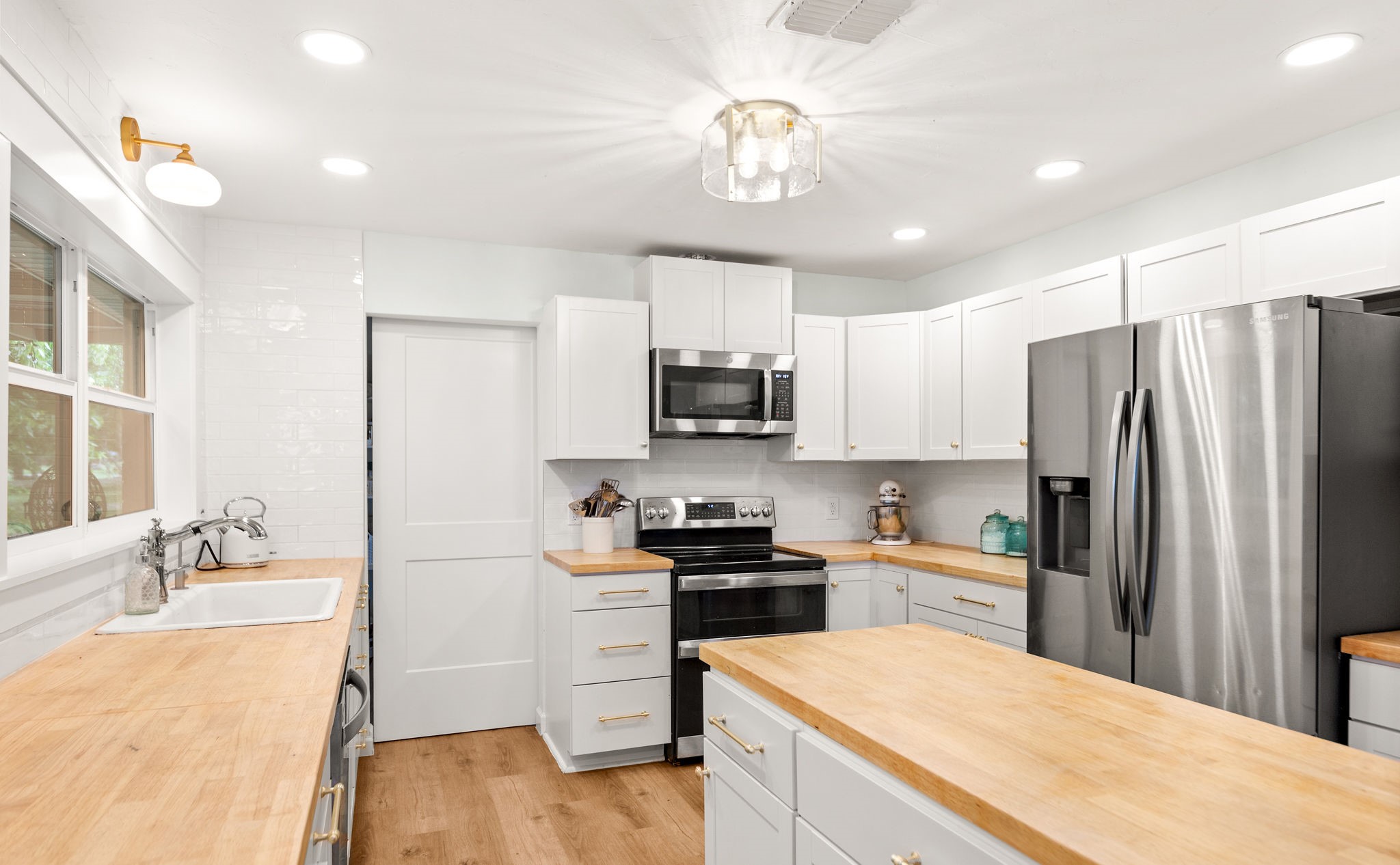 2103 Holly Street Property Photo 16