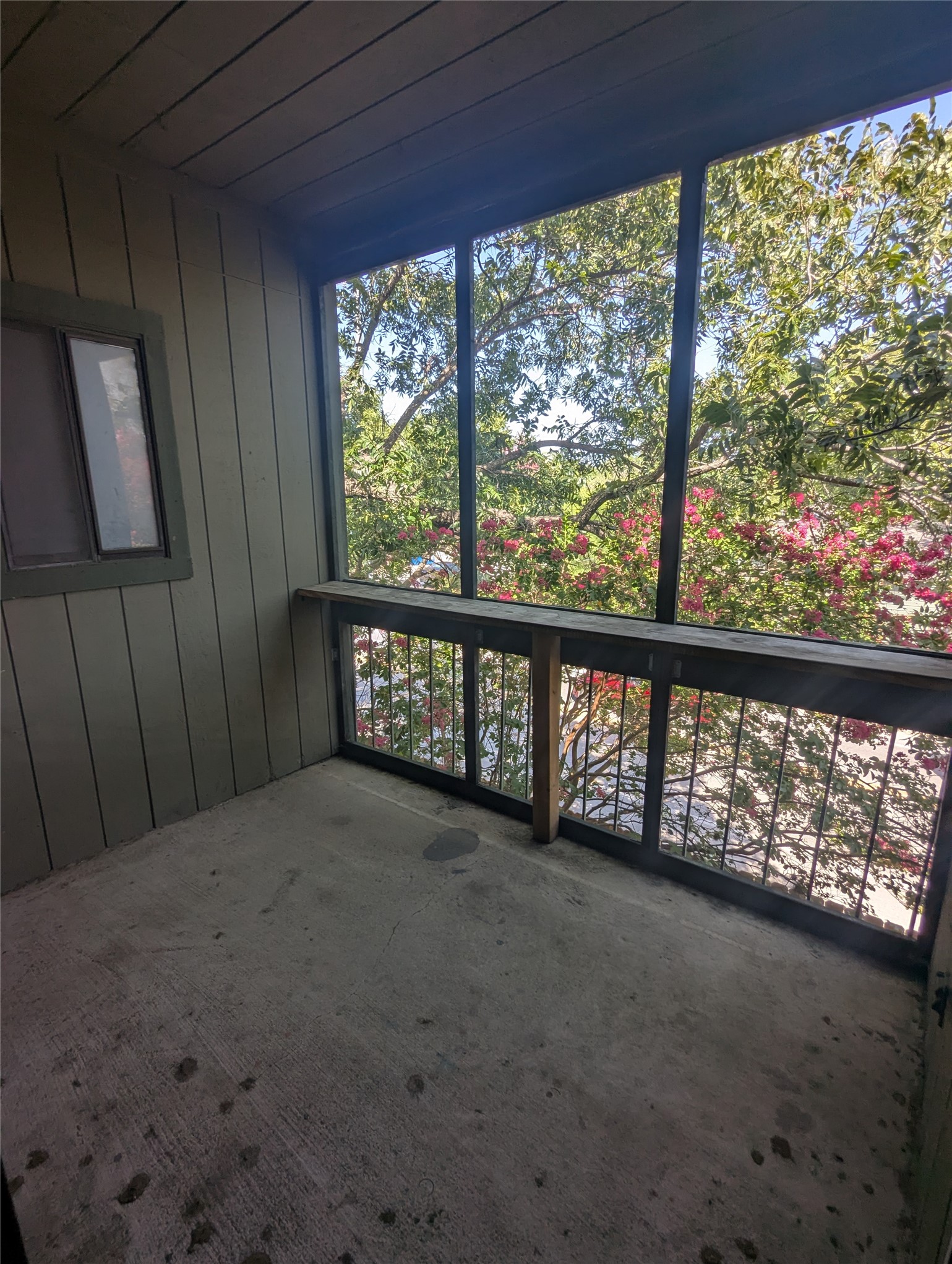 601 Nelray Boulevard 11 Property Photo 10