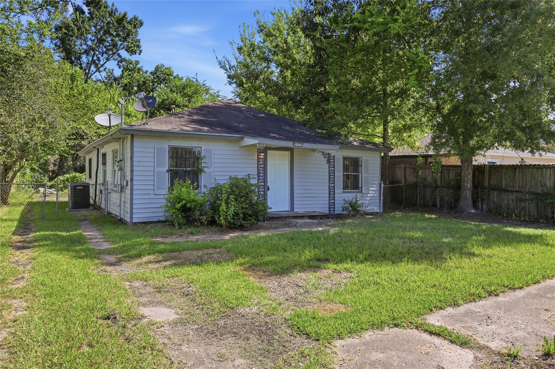 2088 Pope Street Property Photo 2