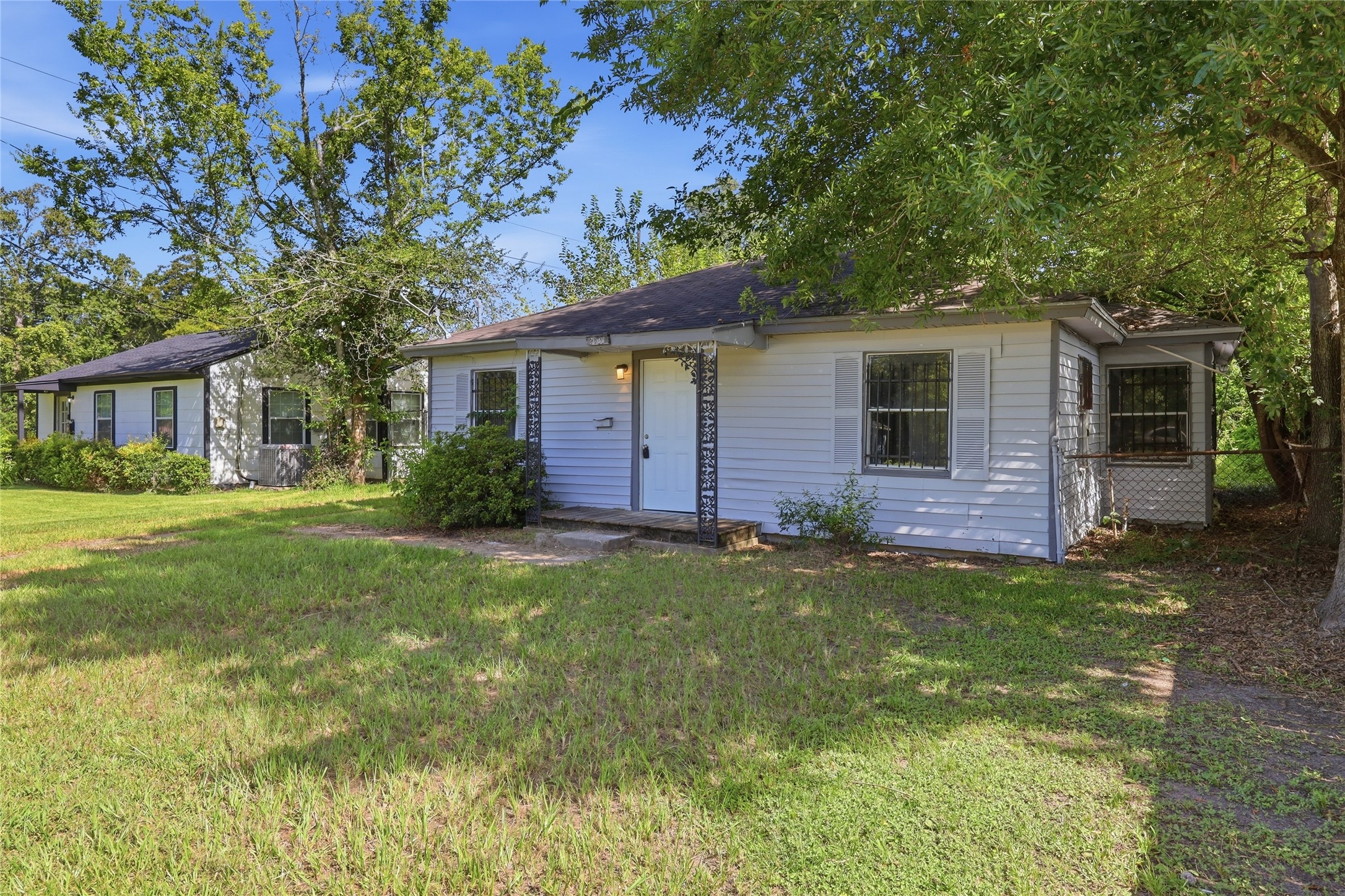2088 Pope Street Property Photo 3