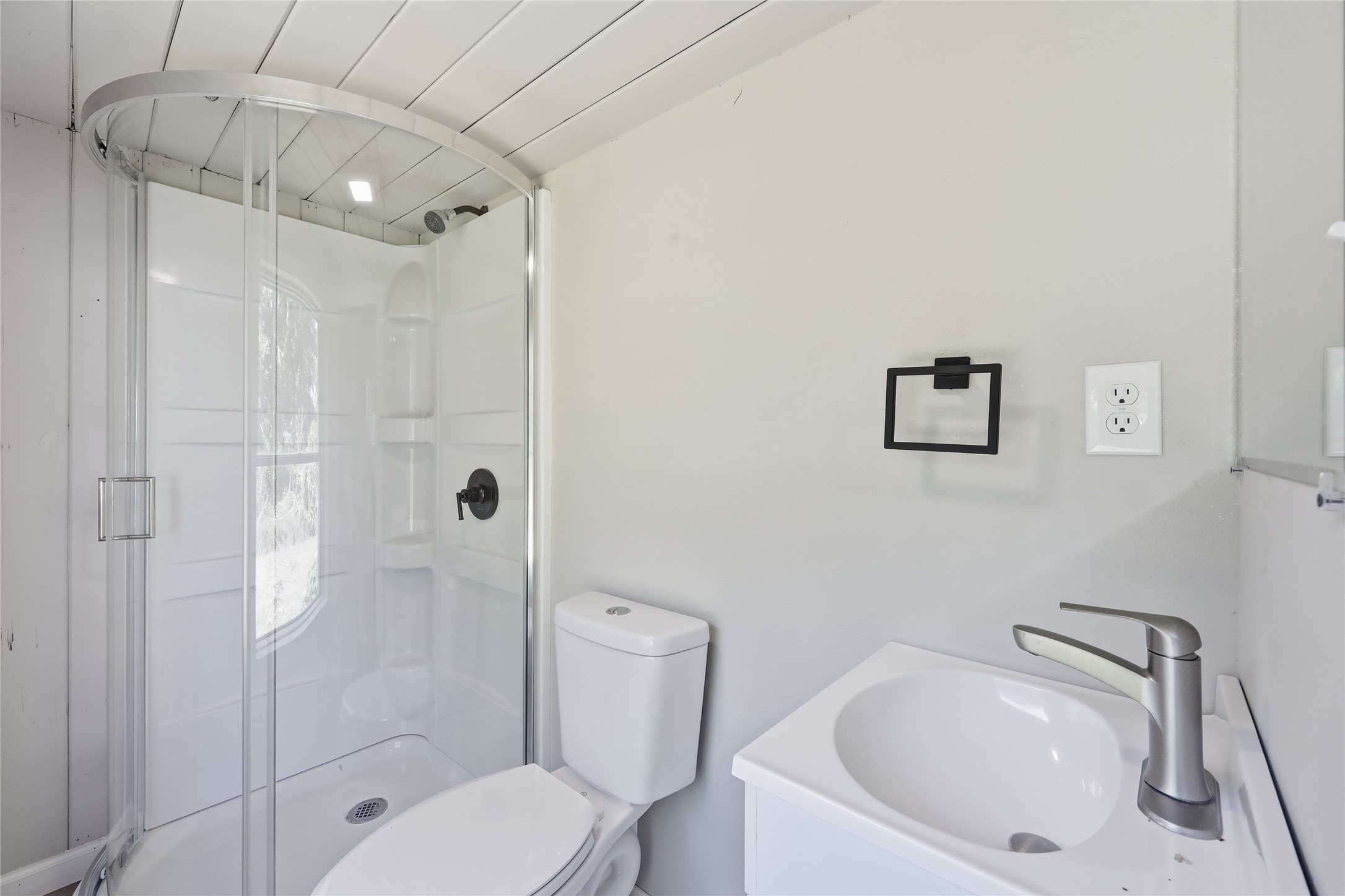 2088 Pope Street Property Photo 11