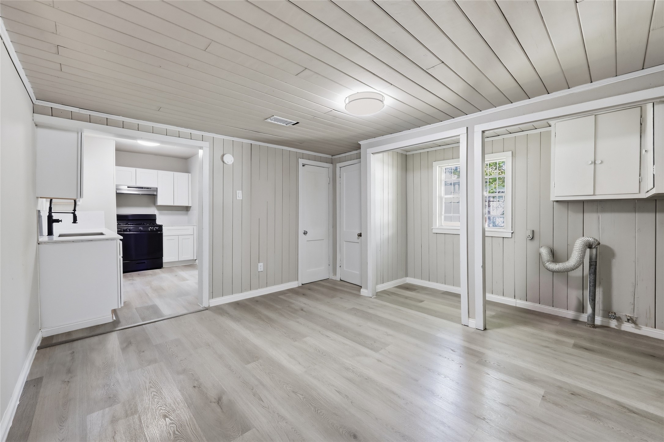 2088 Pope Street Property Photo 13