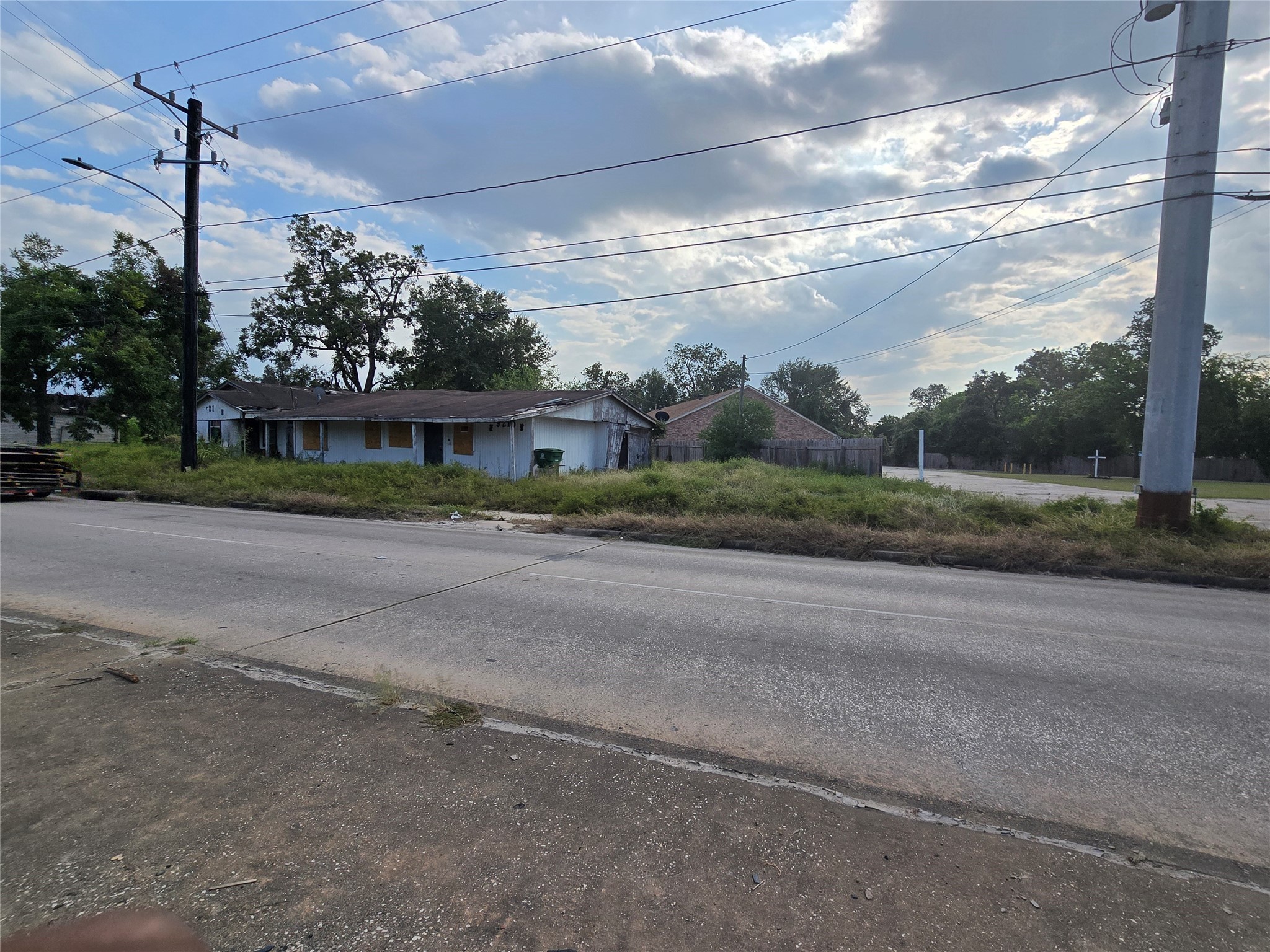 9203 W Montgomery Road Property Photo 5