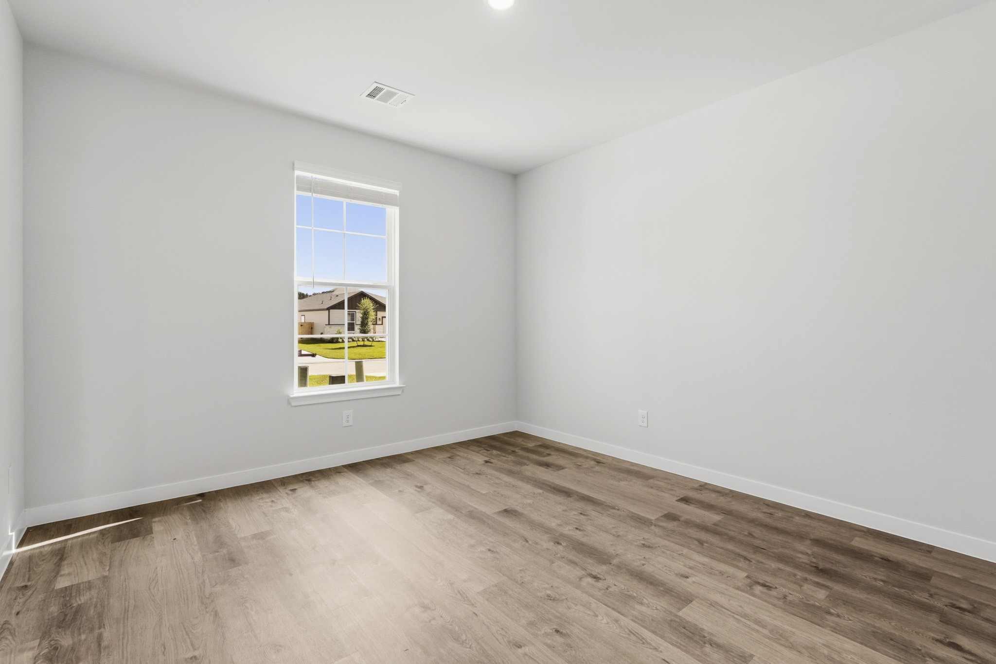 25444 Blossom Court Property Photo 4