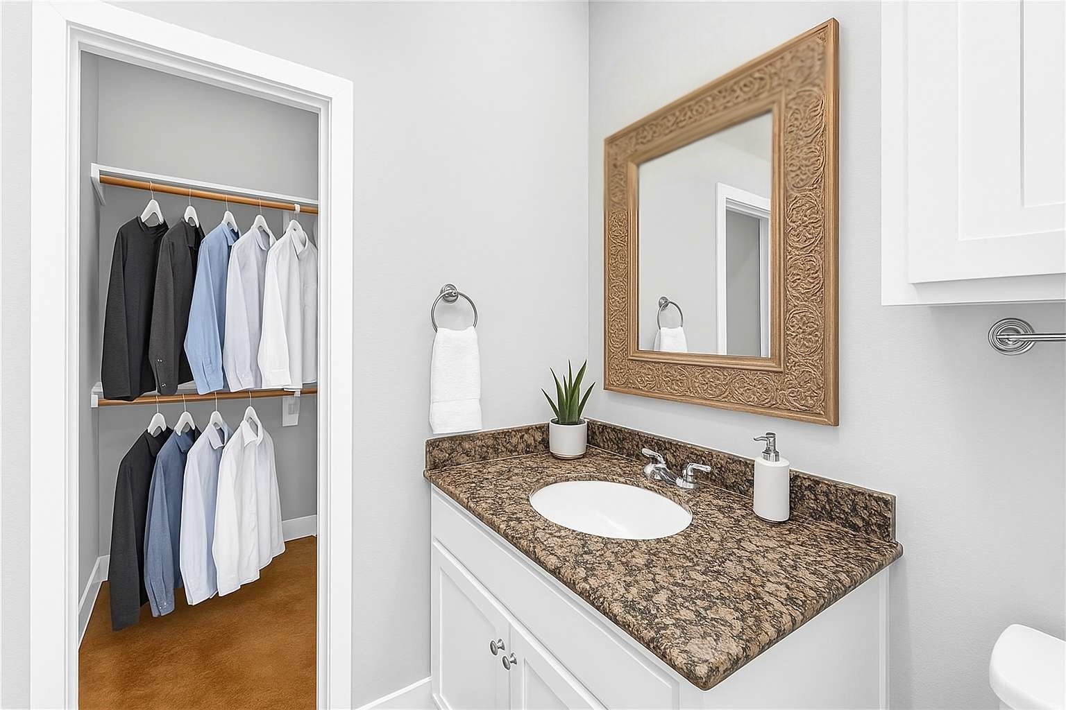 5219 Lillian Street Property Photo 22