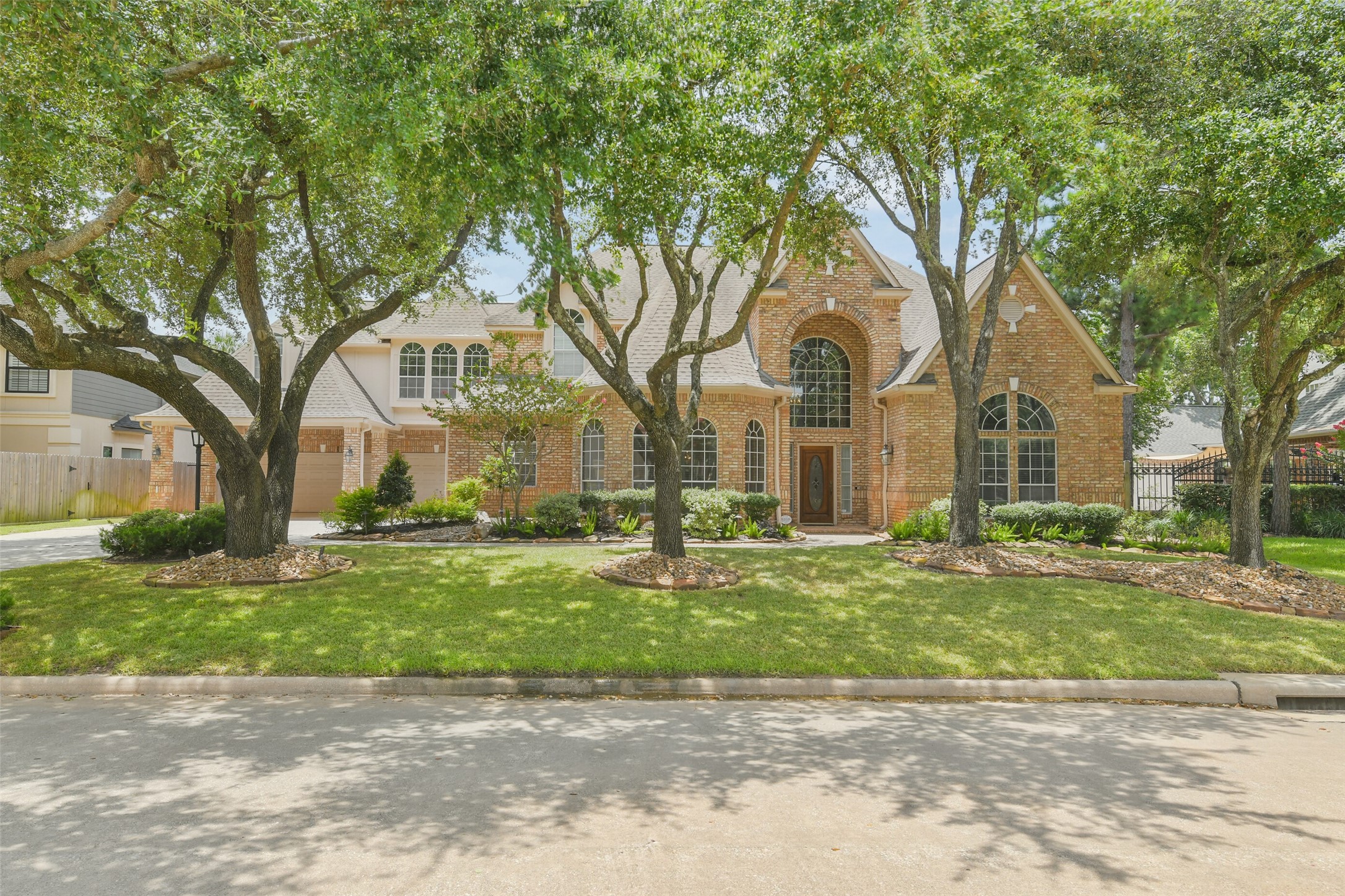 13711 Cahill Court Property Photo 3