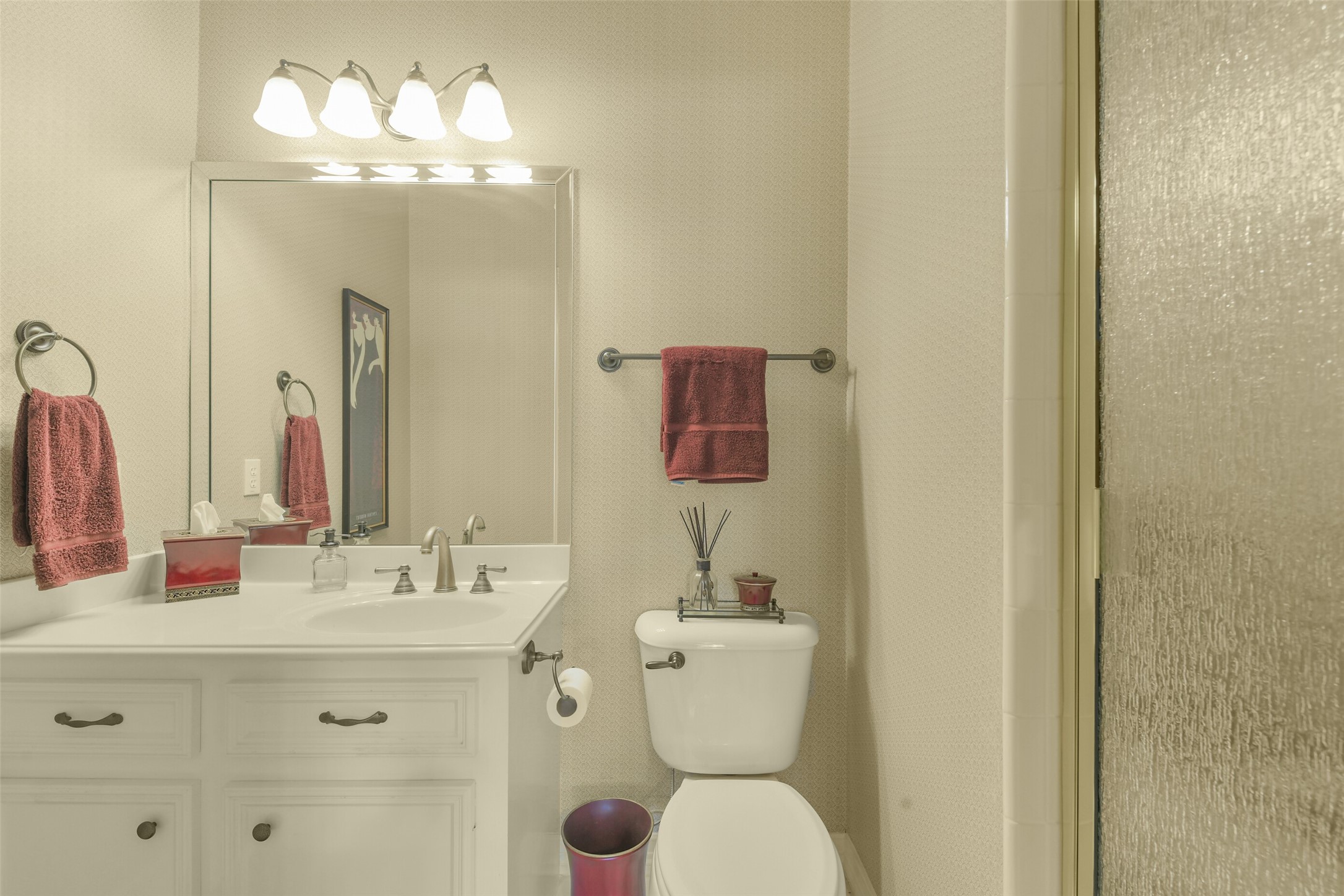 13711 Cahill Court Property Photo 9