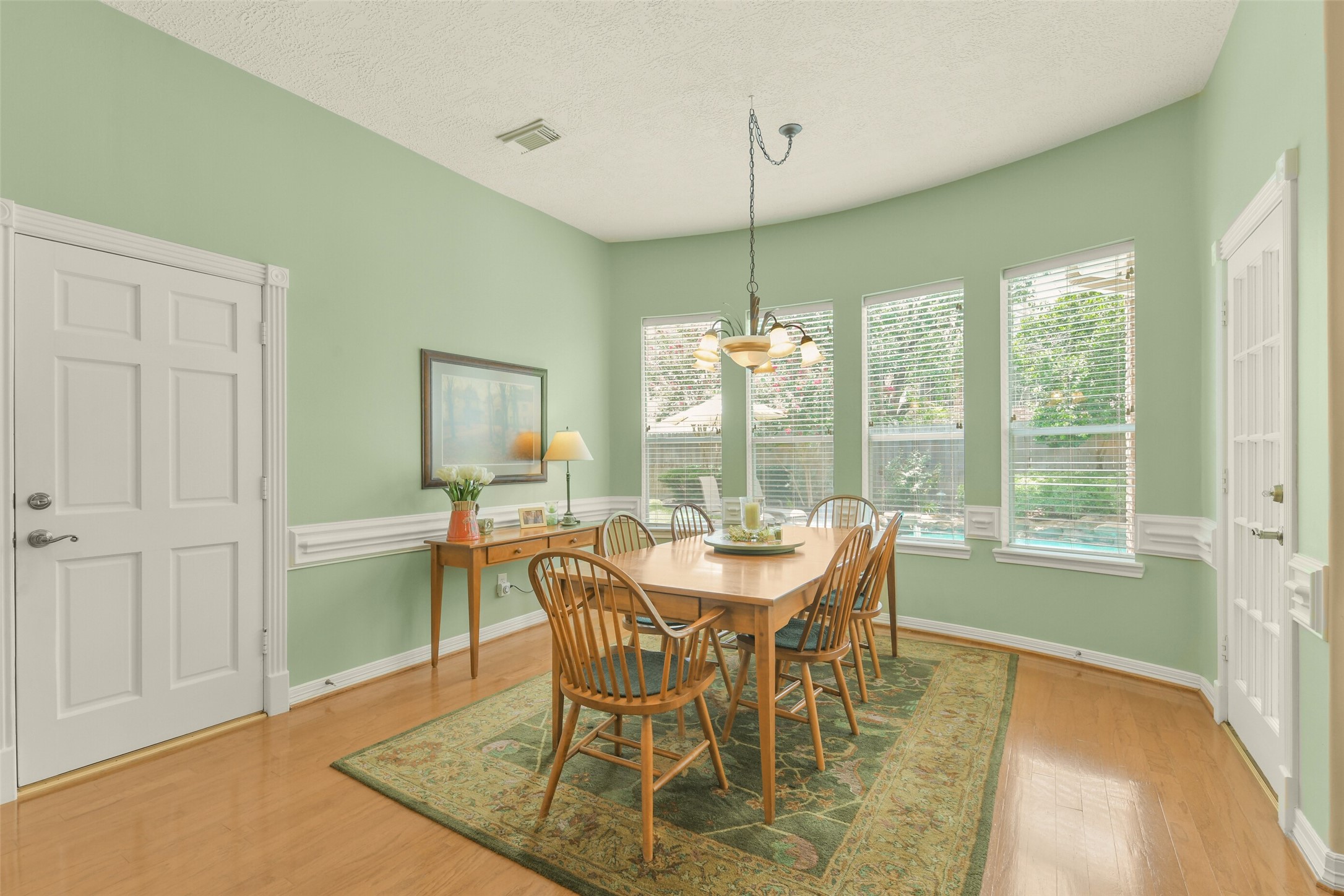 13711 Cahill Court Property Photo 13