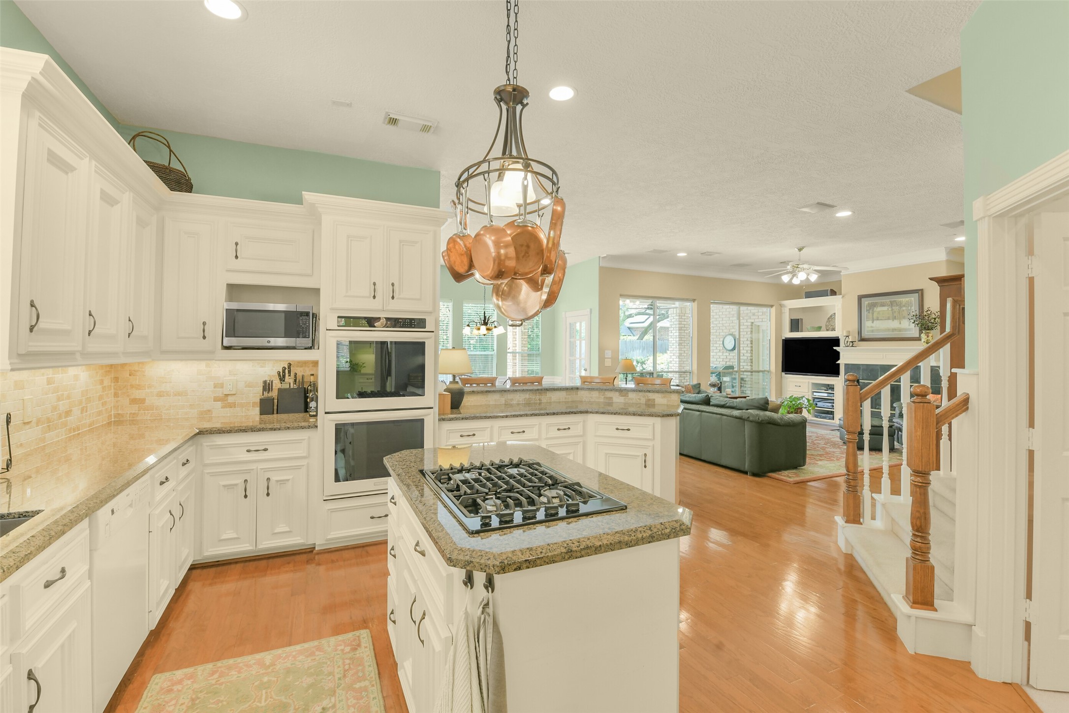 13711 Cahill Court Property Photo 16