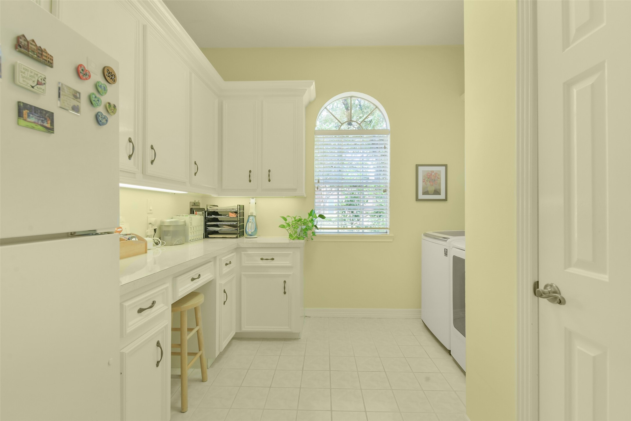 13711 Cahill Court Property Photo 19