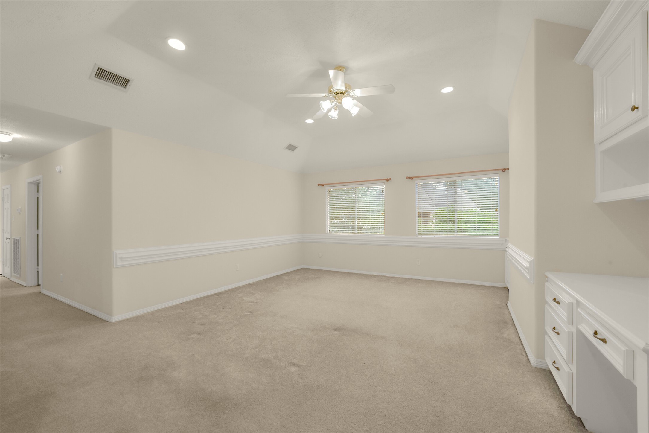 13711 Cahill Court Property Photo 27