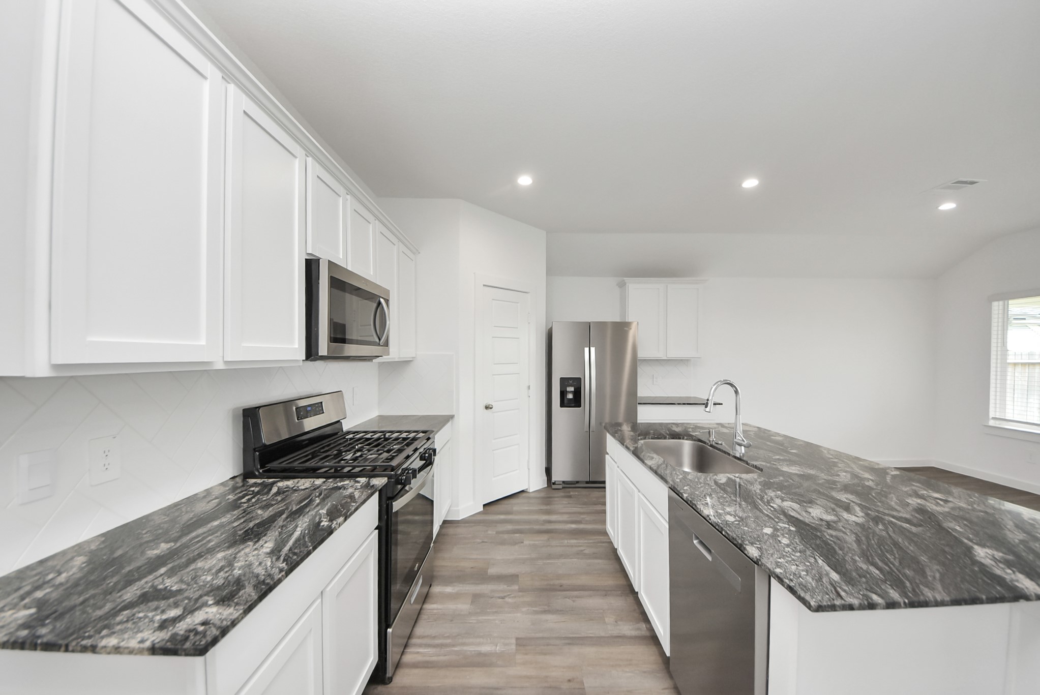 8614 Shumard Oak Drive Property Photo 14