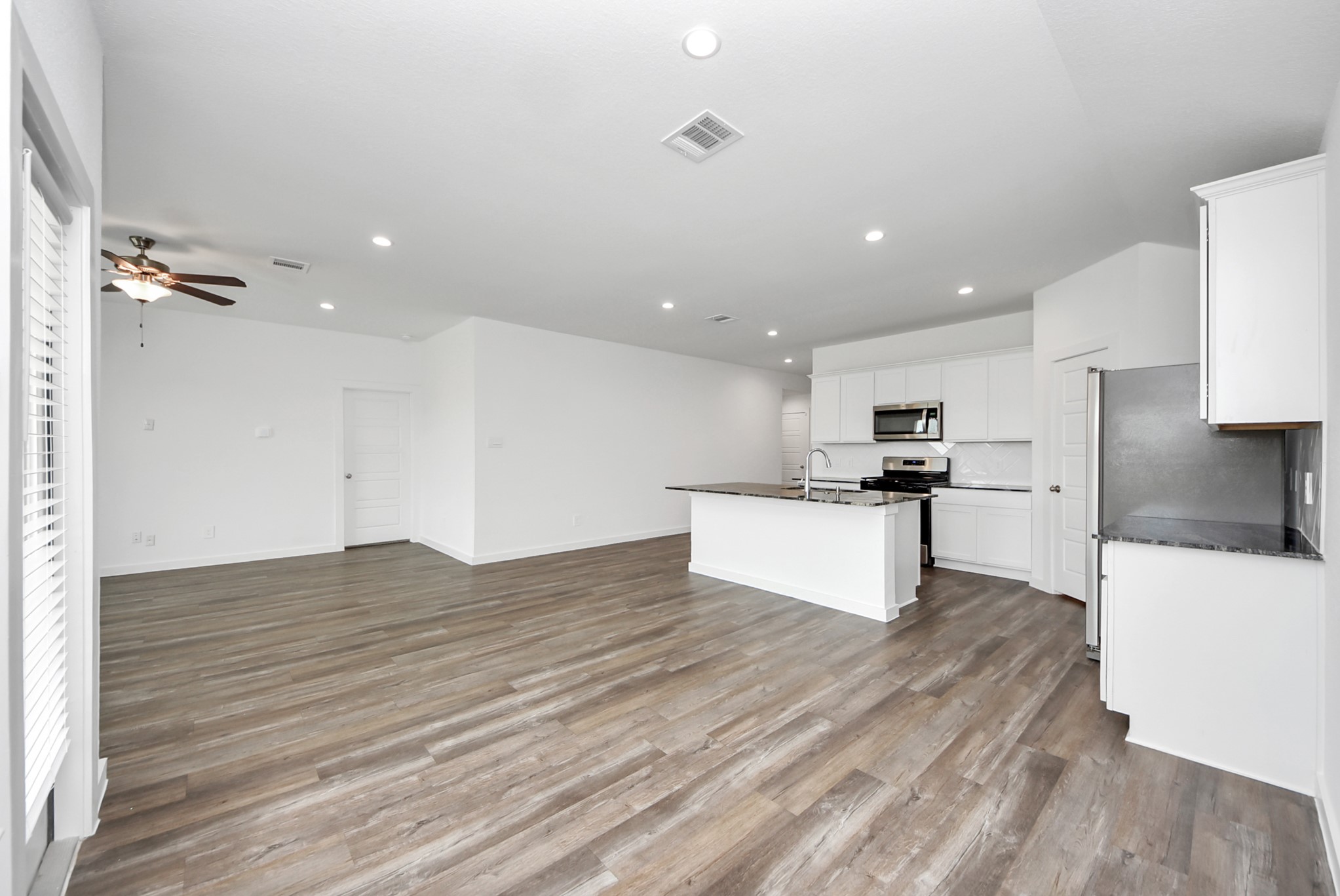 8614 Shumard Oak Drive Property Photo 17