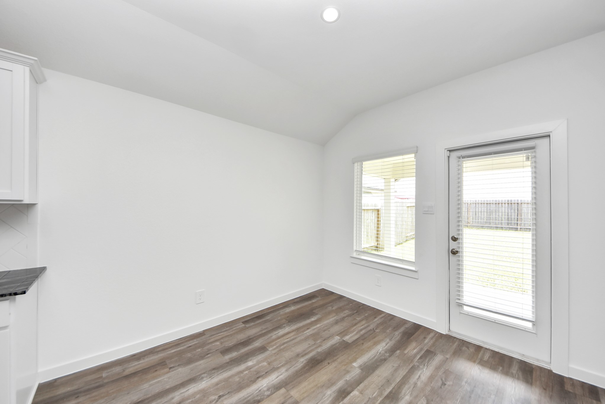 8614 Shumard Oak Drive Property Photo 19