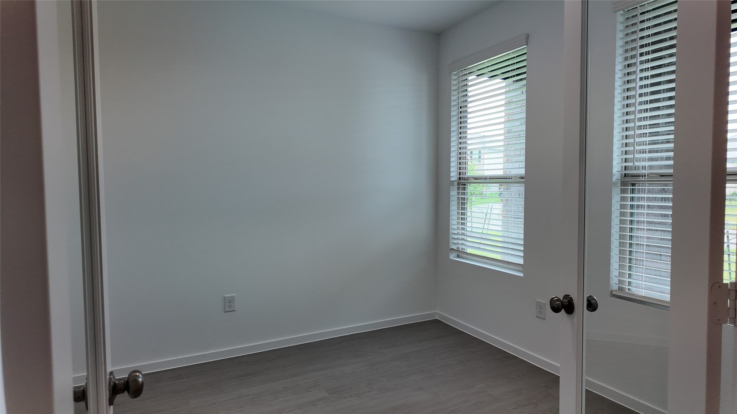 15027 Rustic Moon Road Property Photo 3