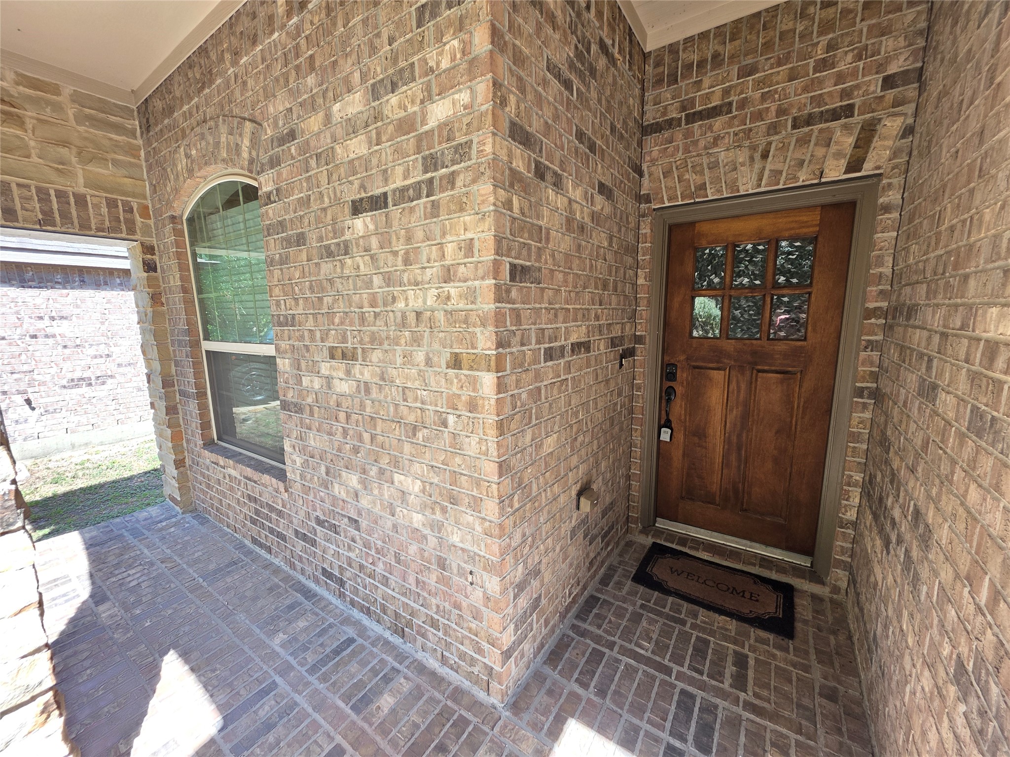 114 N Heritage Mill Circle Property Photo 3