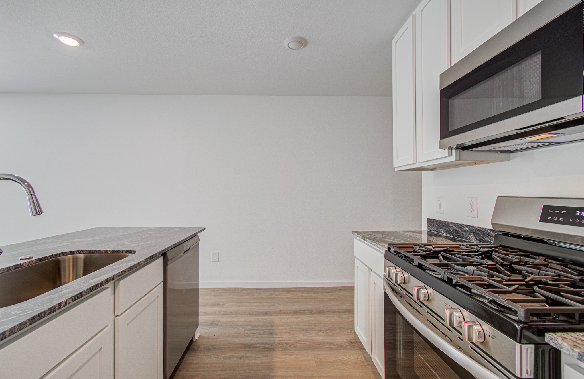 4804 Peanut Butter And Jelly Drive Property Photo 6