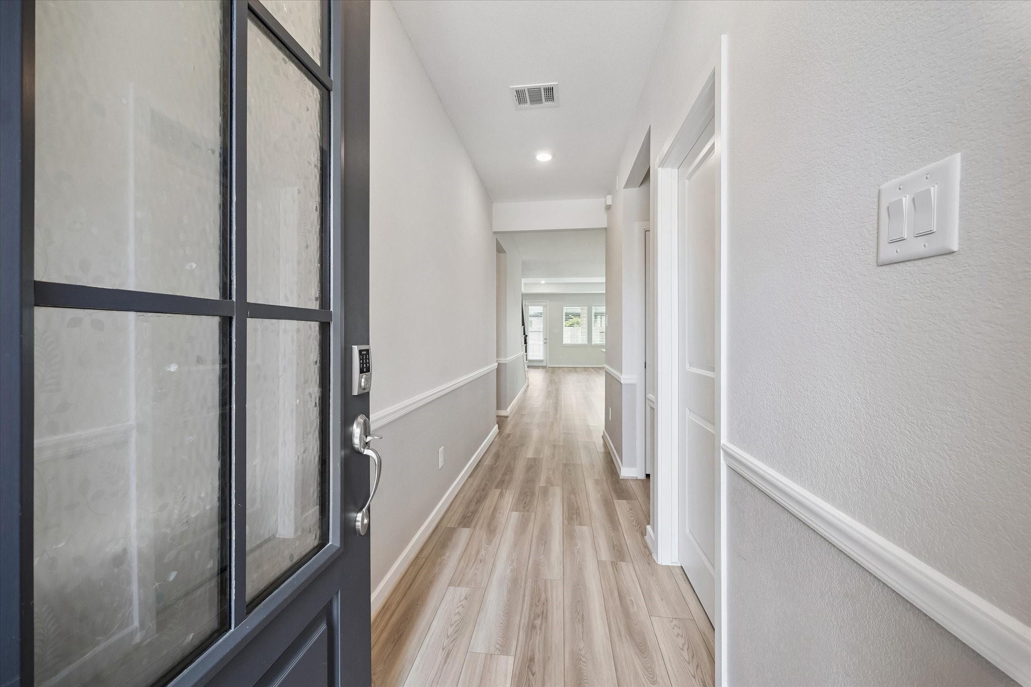 9510 Honey Run Lane Property Photo 3
