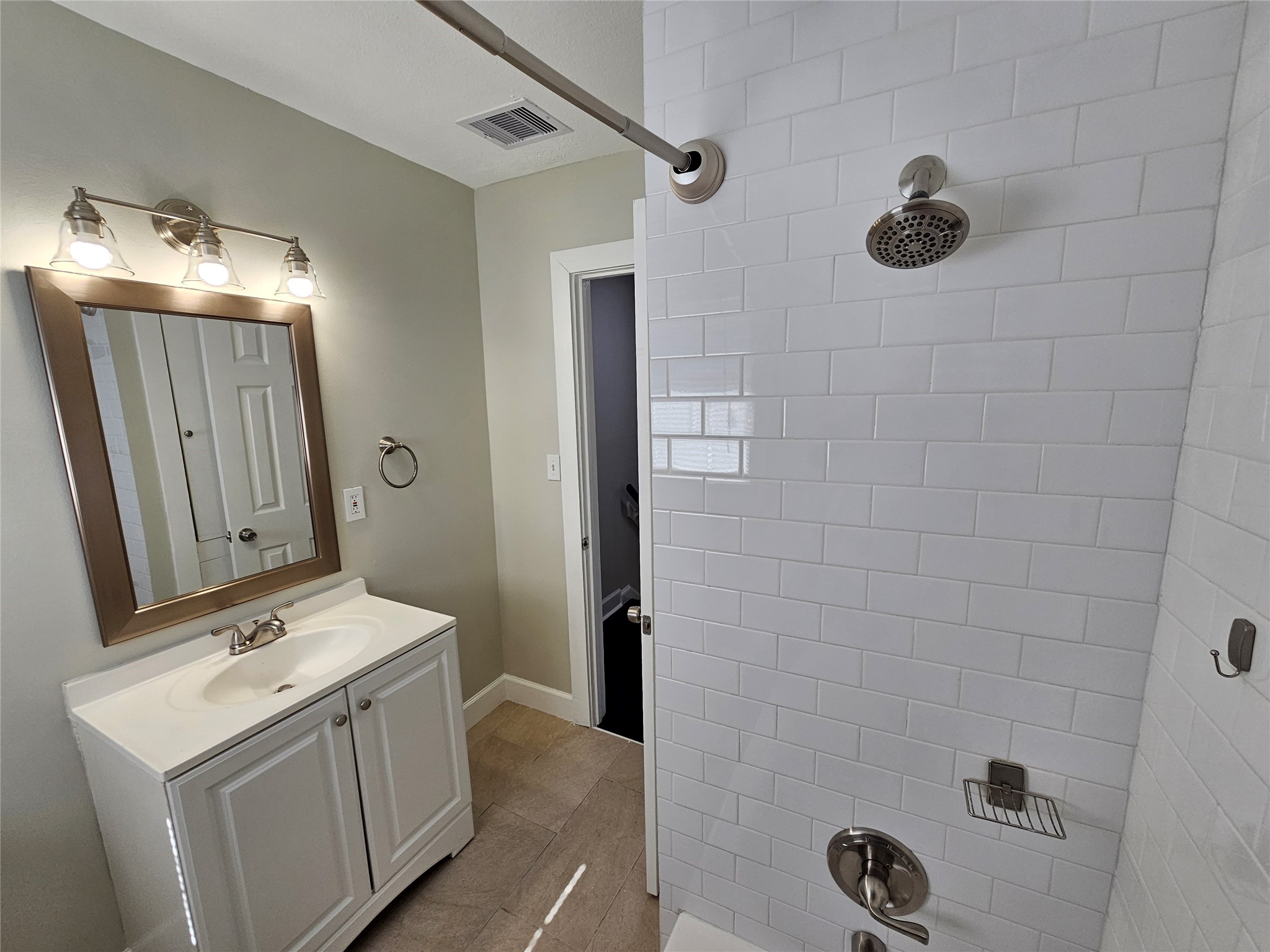 3332 Blodgett Street Property Photo 10