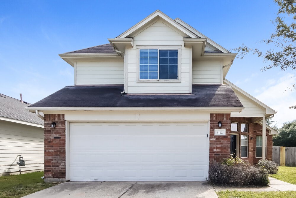 1402 Baychester Lane Property Photo 1
