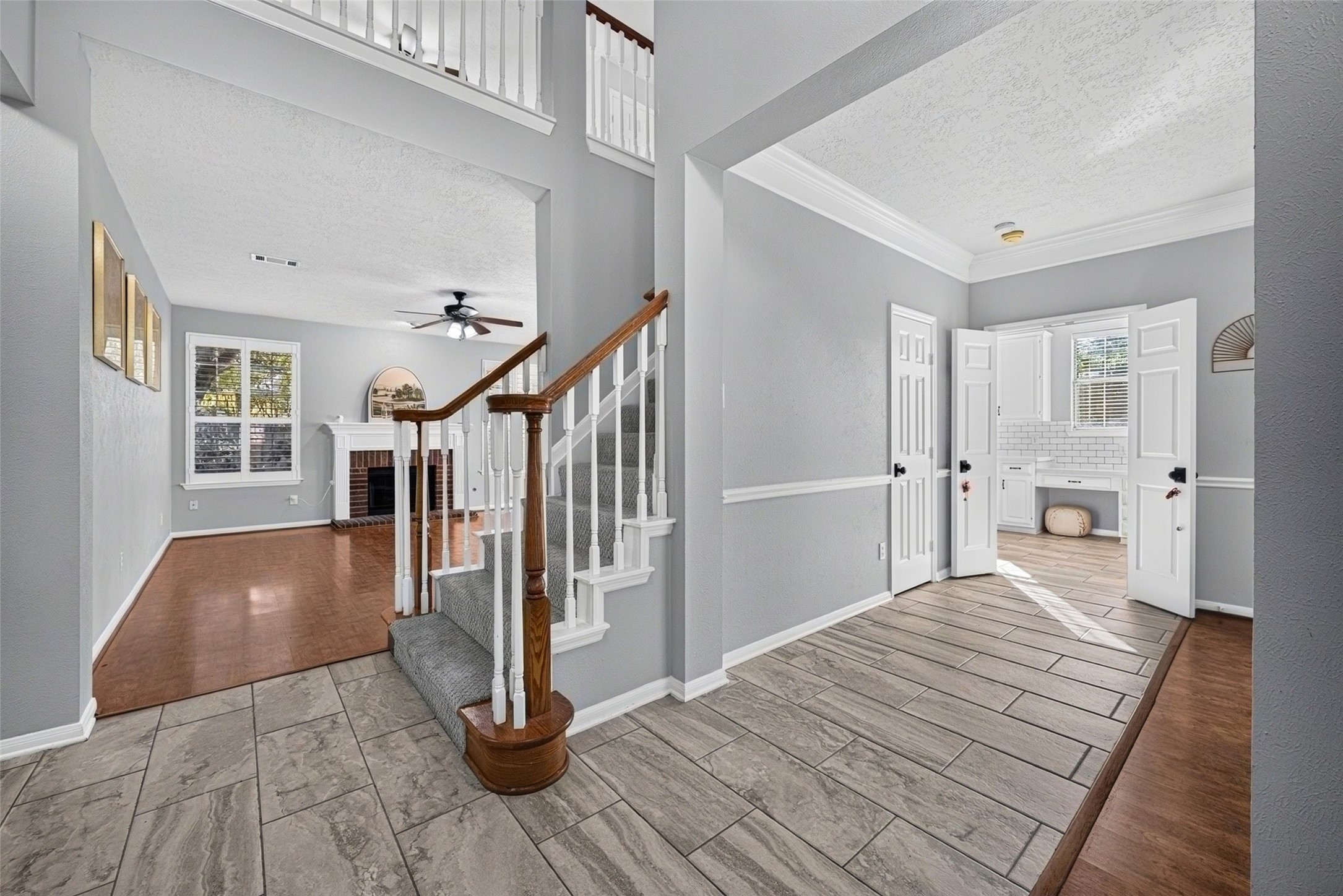 7406 Greatwood Grove Drive Property Photo 6