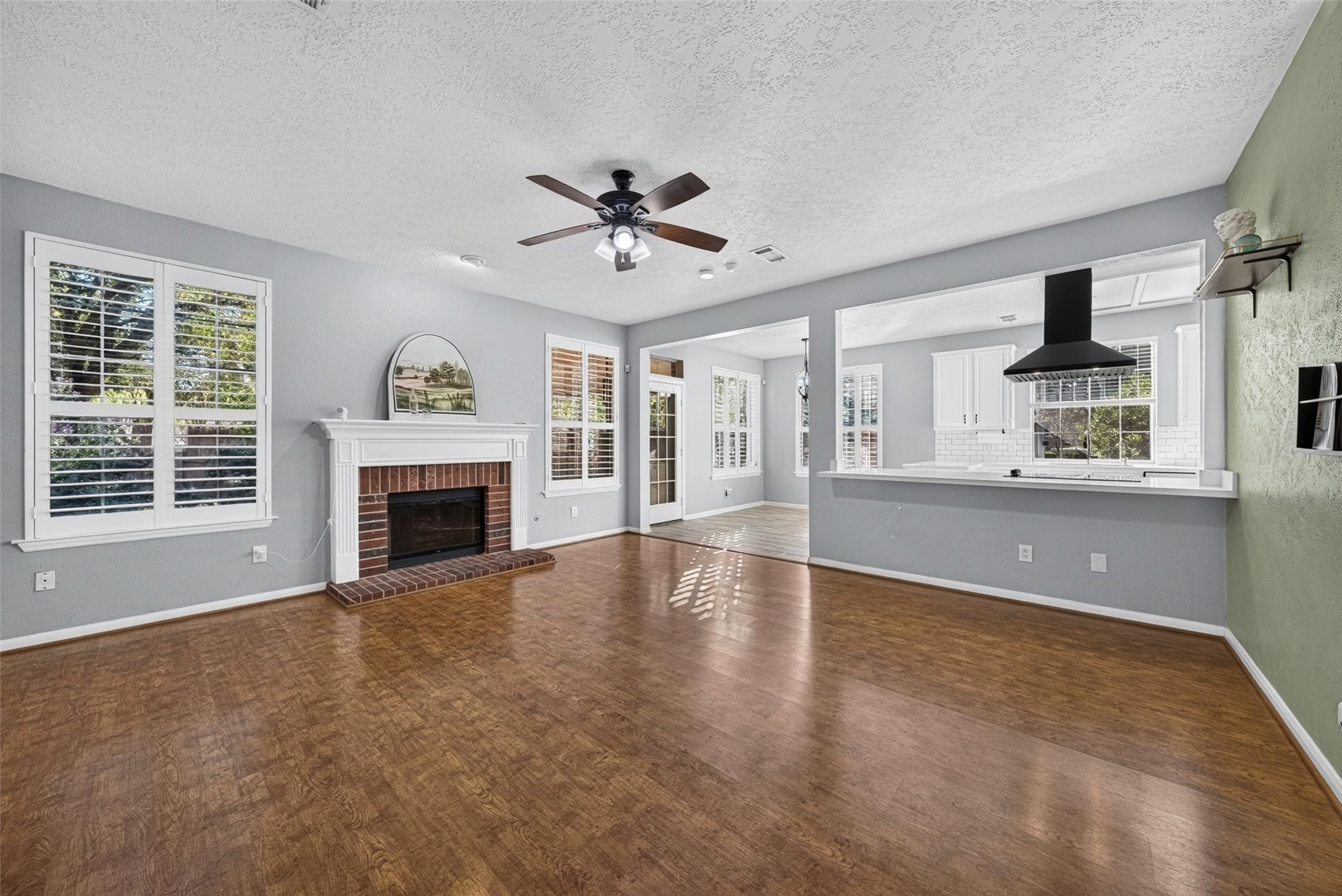 7406 Greatwood Grove Drive Property Photo 24