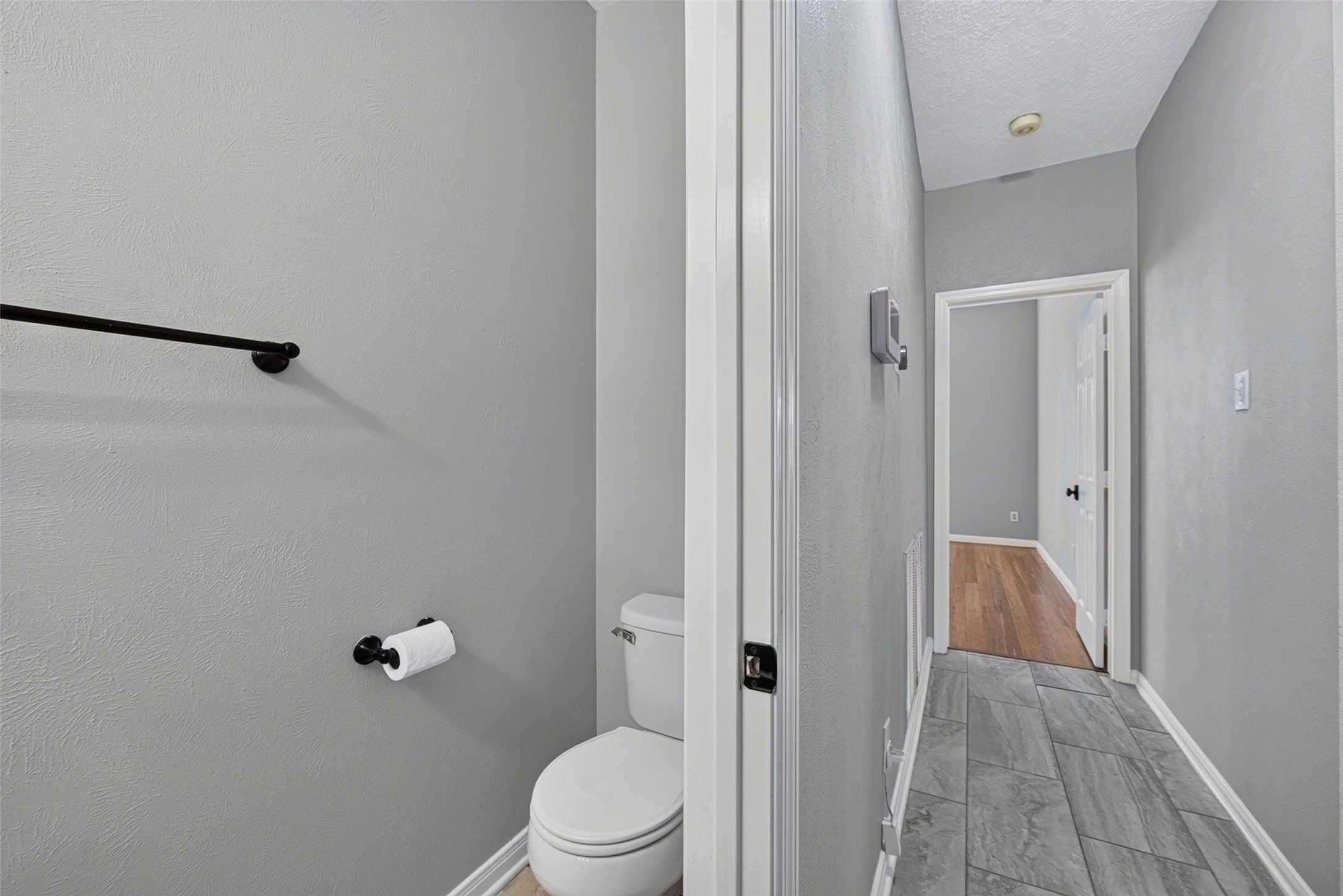 7406 Greatwood Grove Drive Property Photo 35