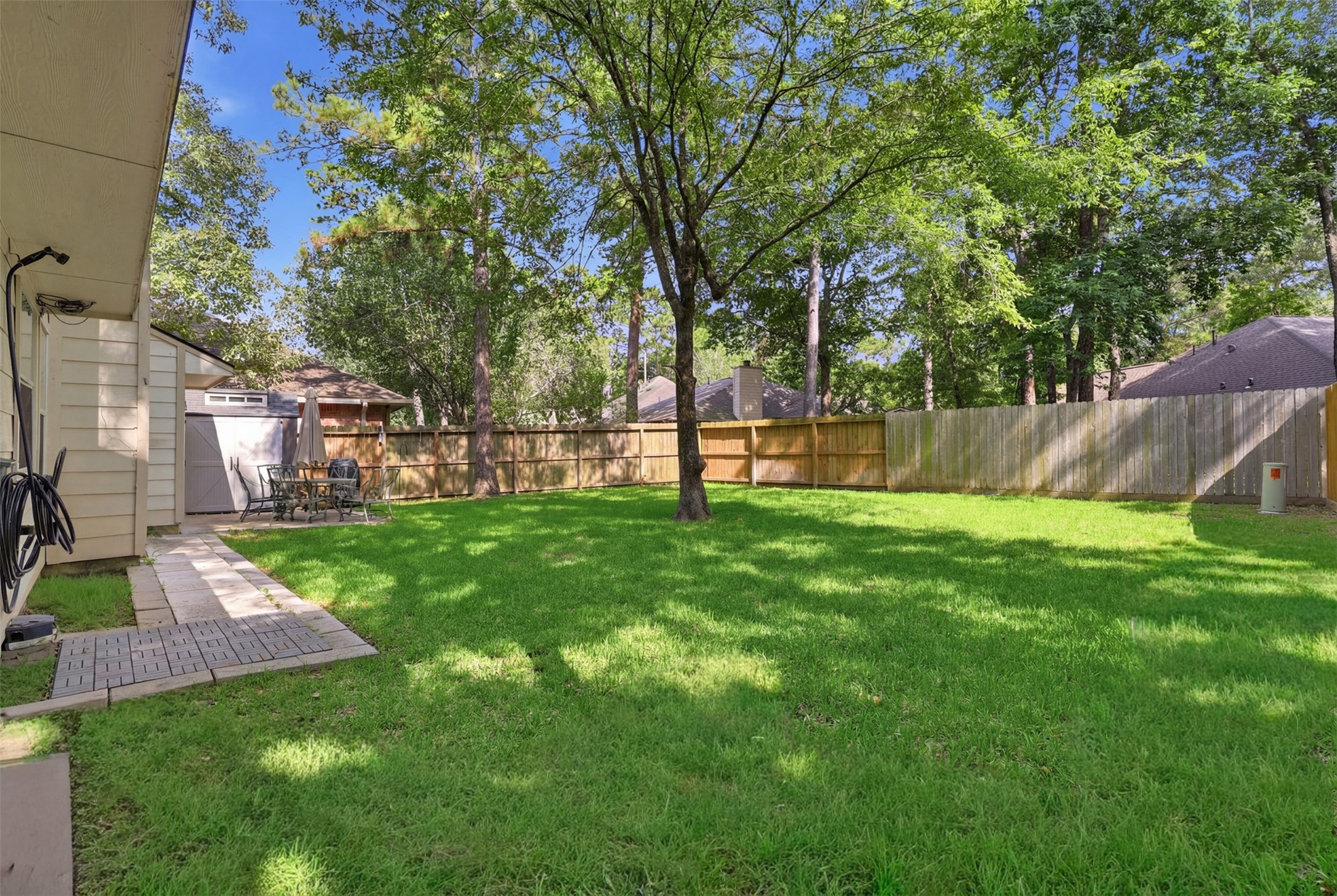 97 N Hollylaurel Circle Property Photo 38
