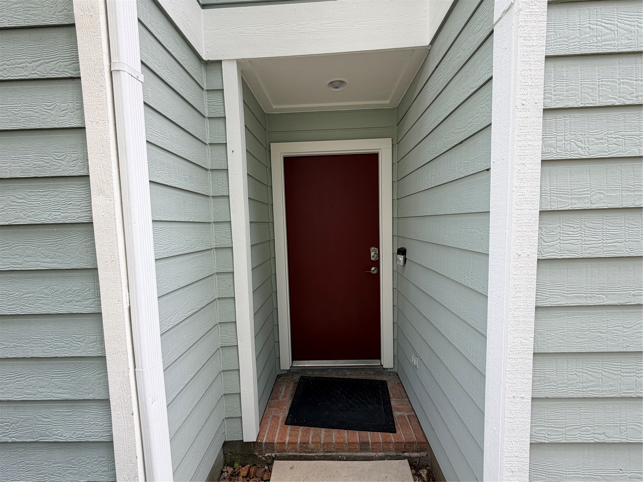 1253 W 17th Street Property Photo 3