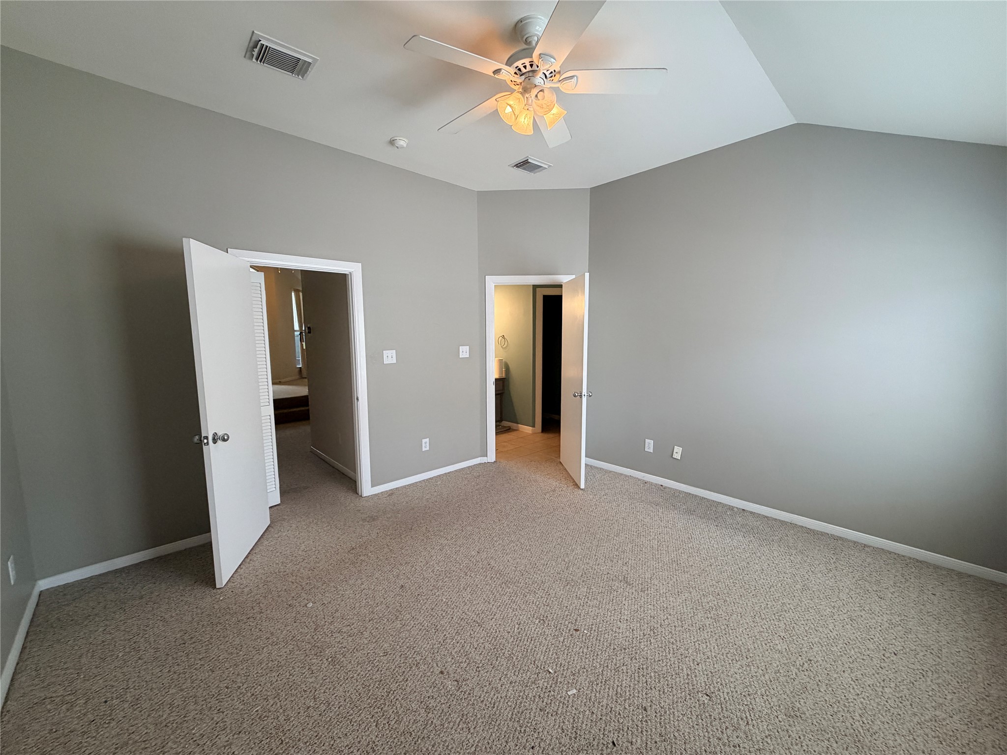 1253 W 17th Street Property Photo 12