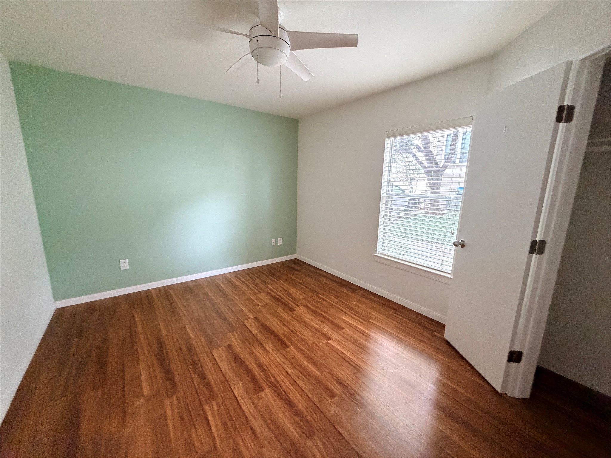 1253 W 17th Street Property Photo 13