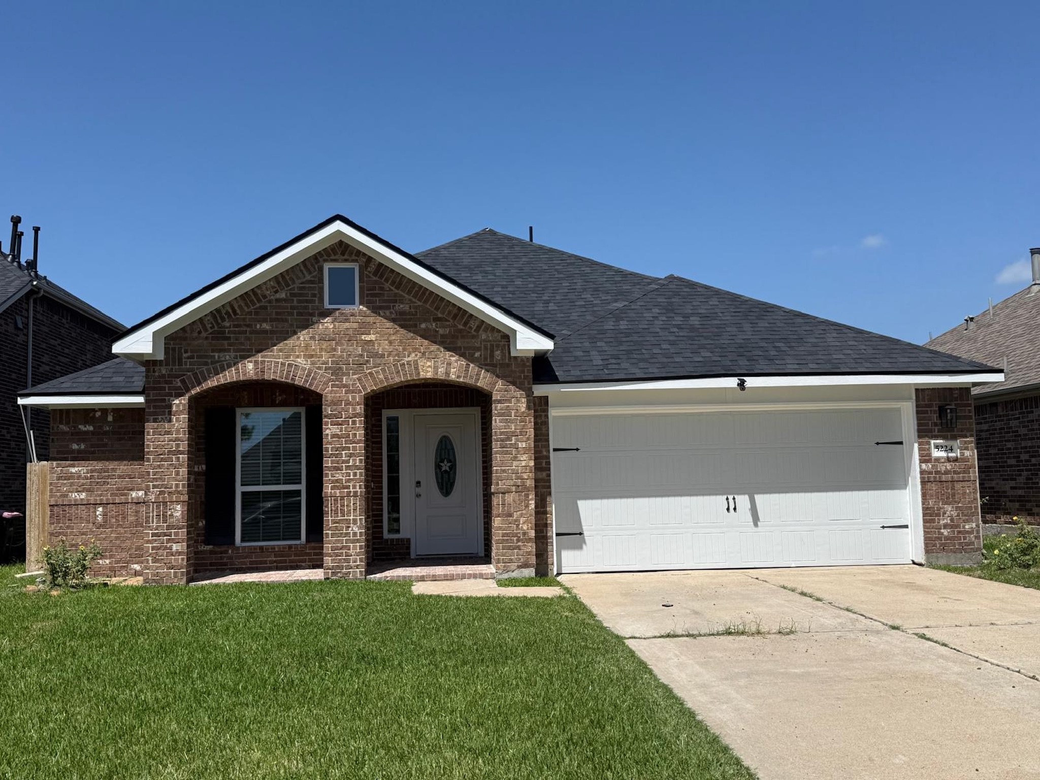 5224 Kendall Glen Court Property Photo 1