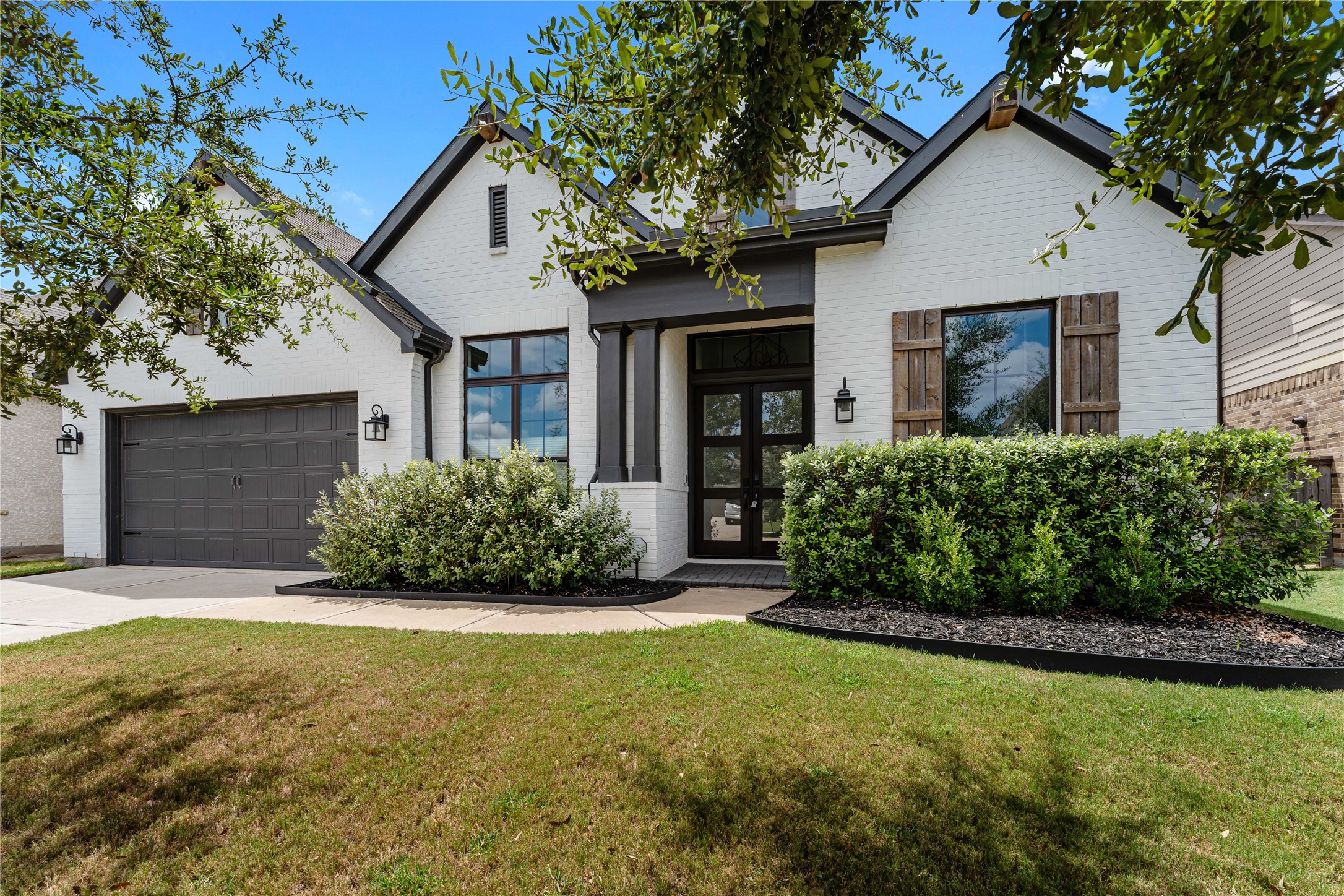 4715 Southpoint Way Property Photo 4