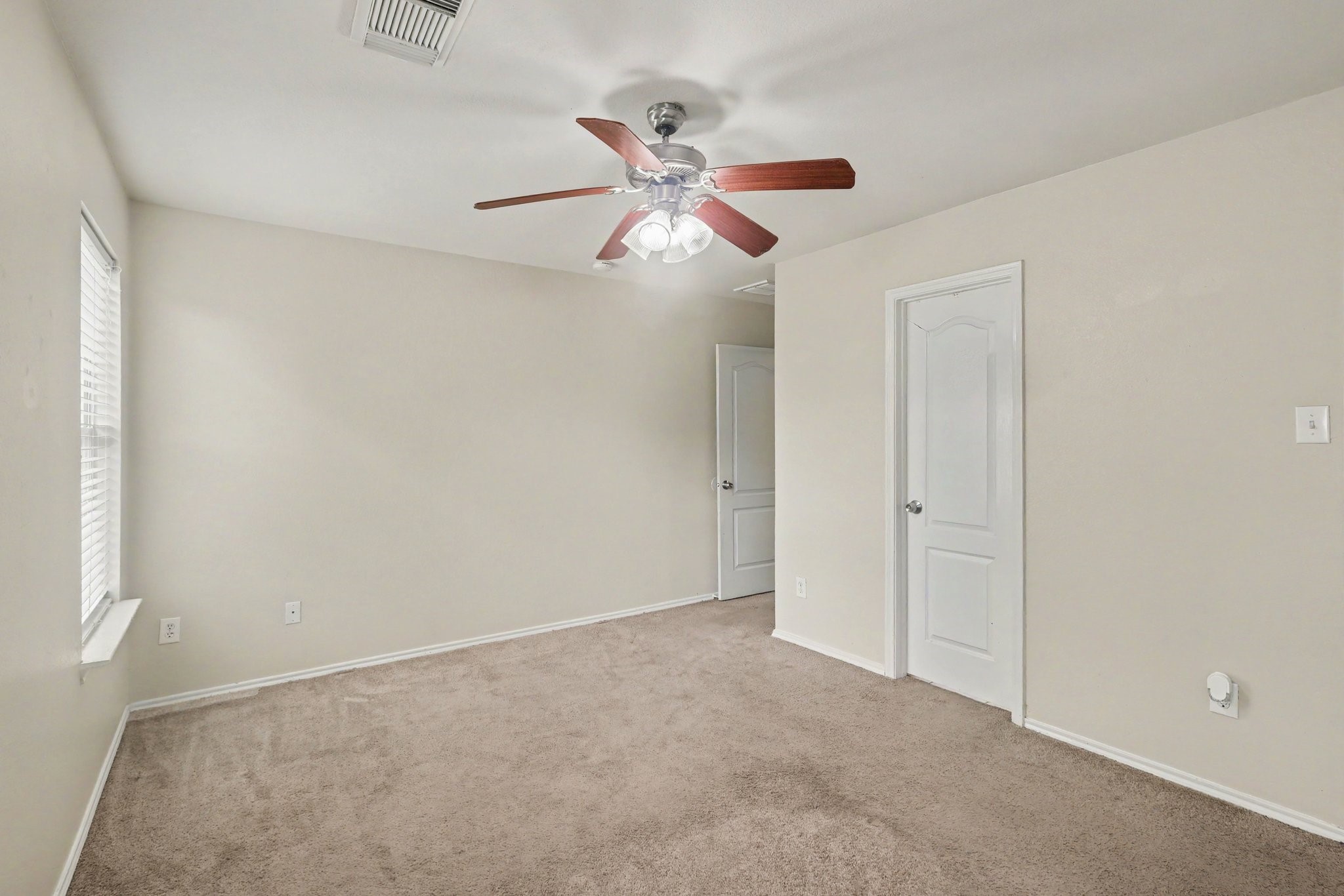 11419 Flying Geese Lane Property Photo 8
