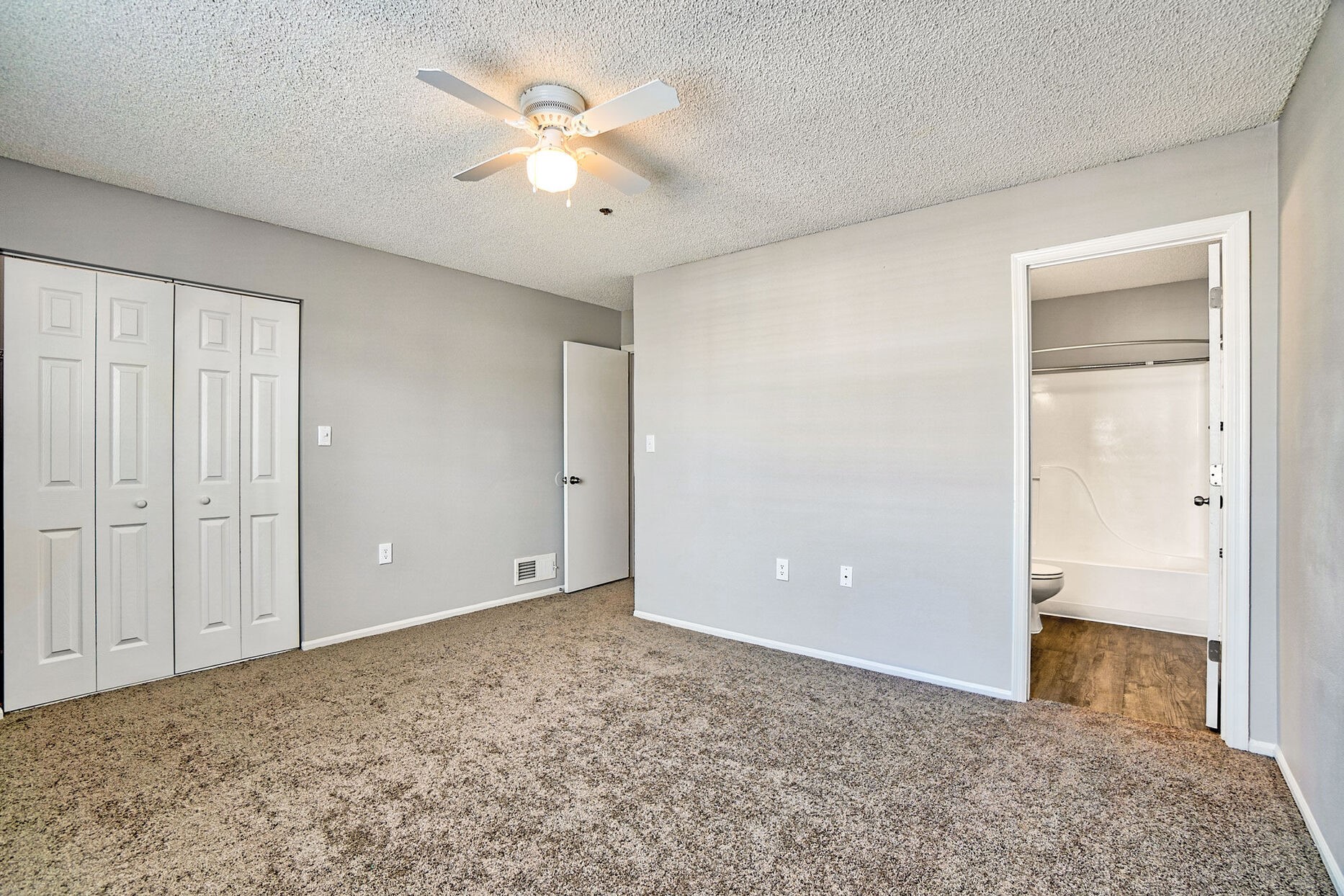 12021 Mccormick Rd Property Photo 5