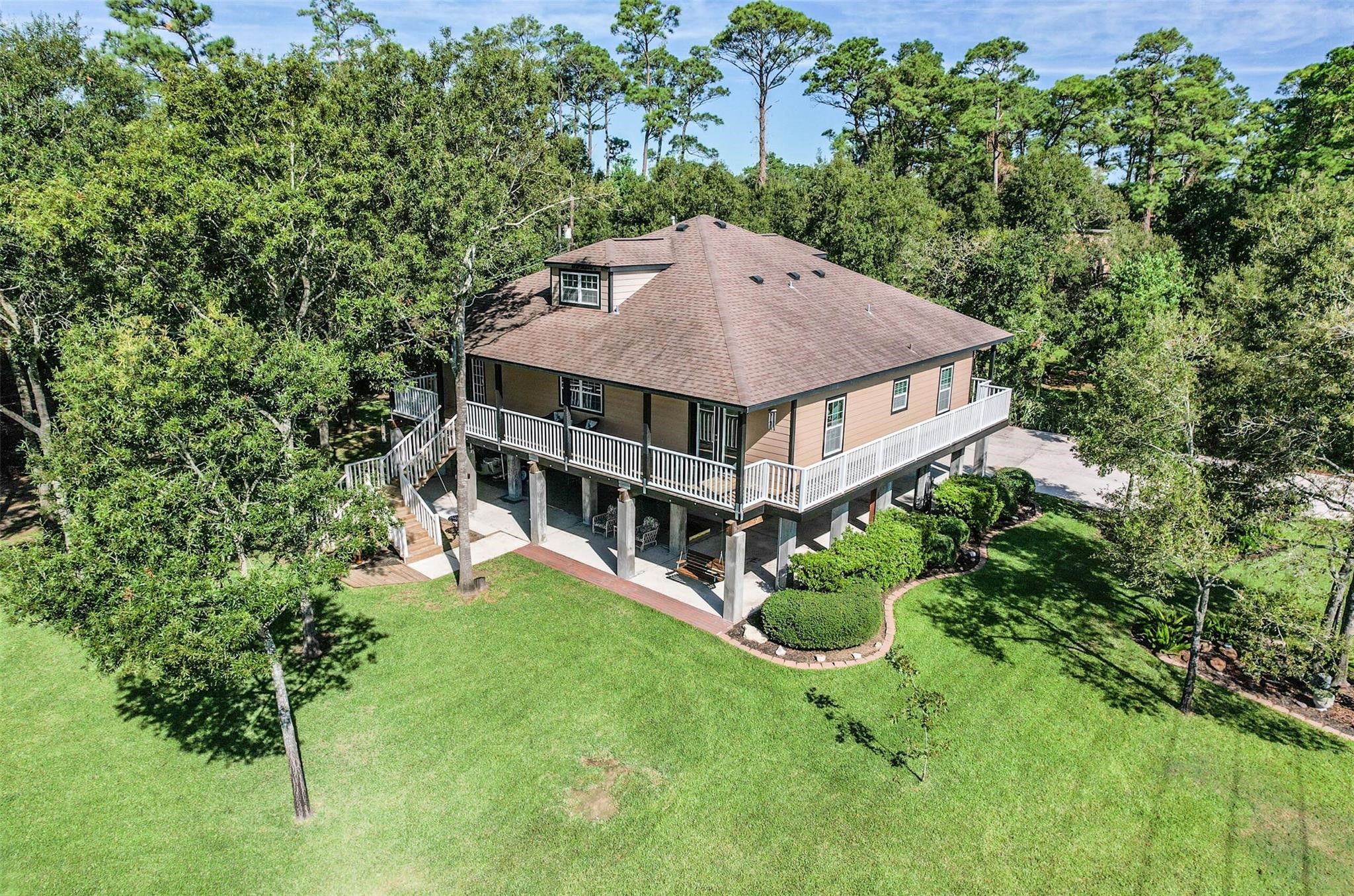 3530 Highway 146 S Property Photo 1