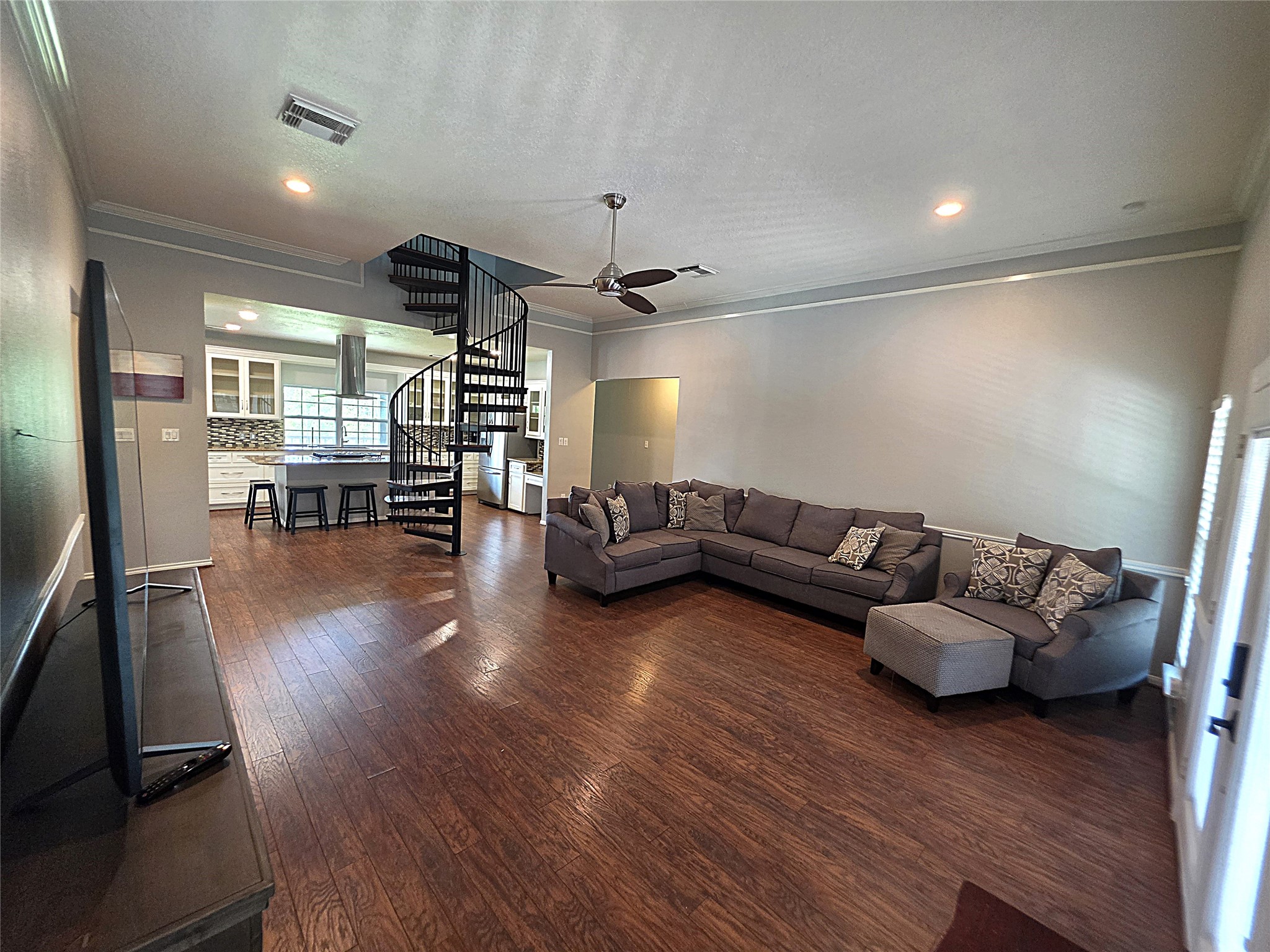 3530 Highway 146 S Property Photo 9