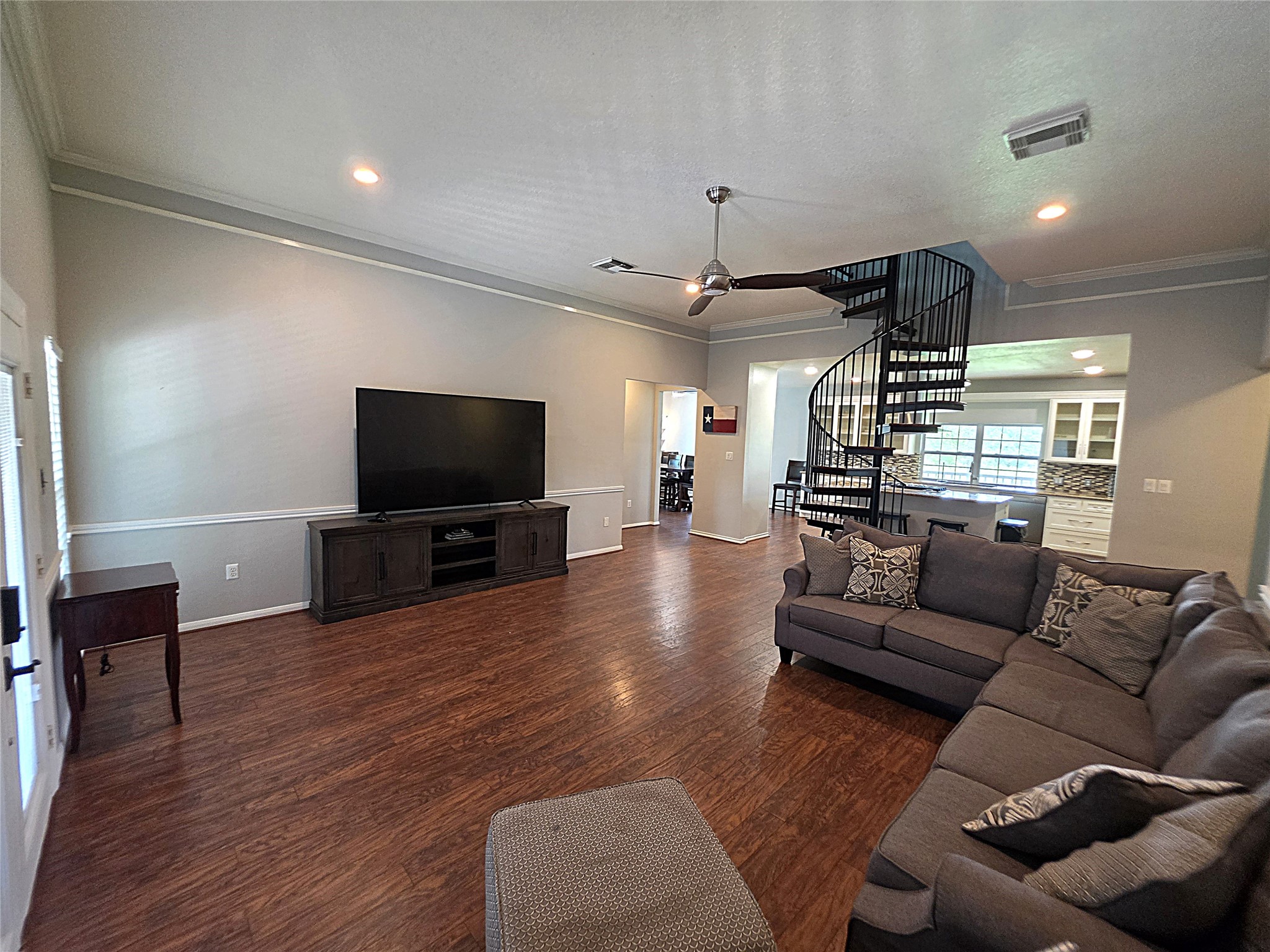 3530 Highway 146 S Property Photo 10